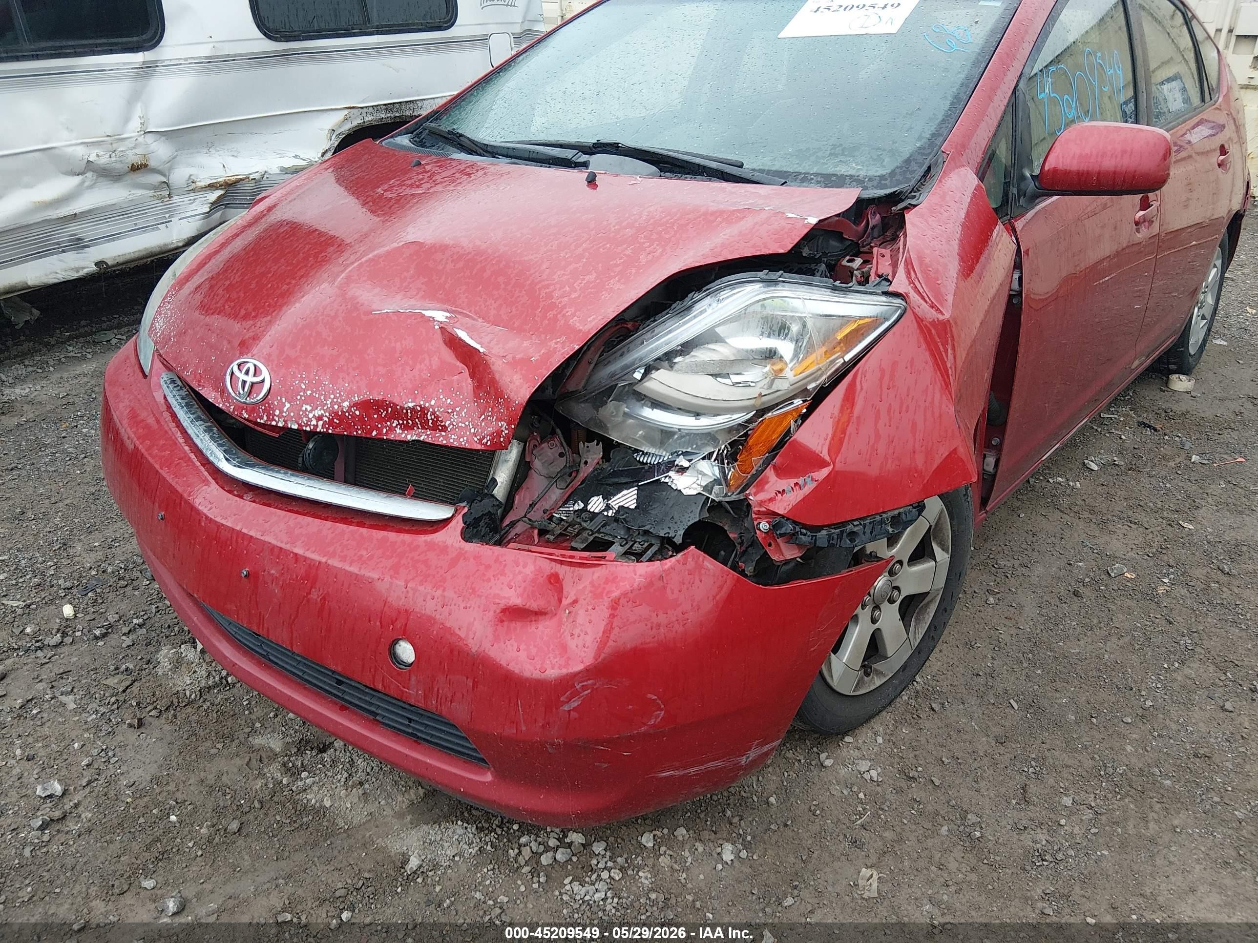 2009 Toyota Prius   Red vin: JTDKB20U593506064