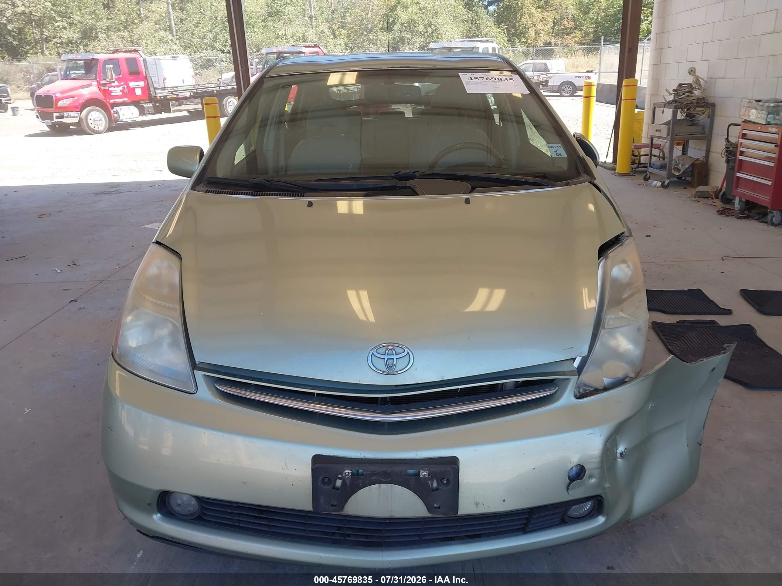 2009 Toyota Prius   Silver vin: JTDKB20U593530400