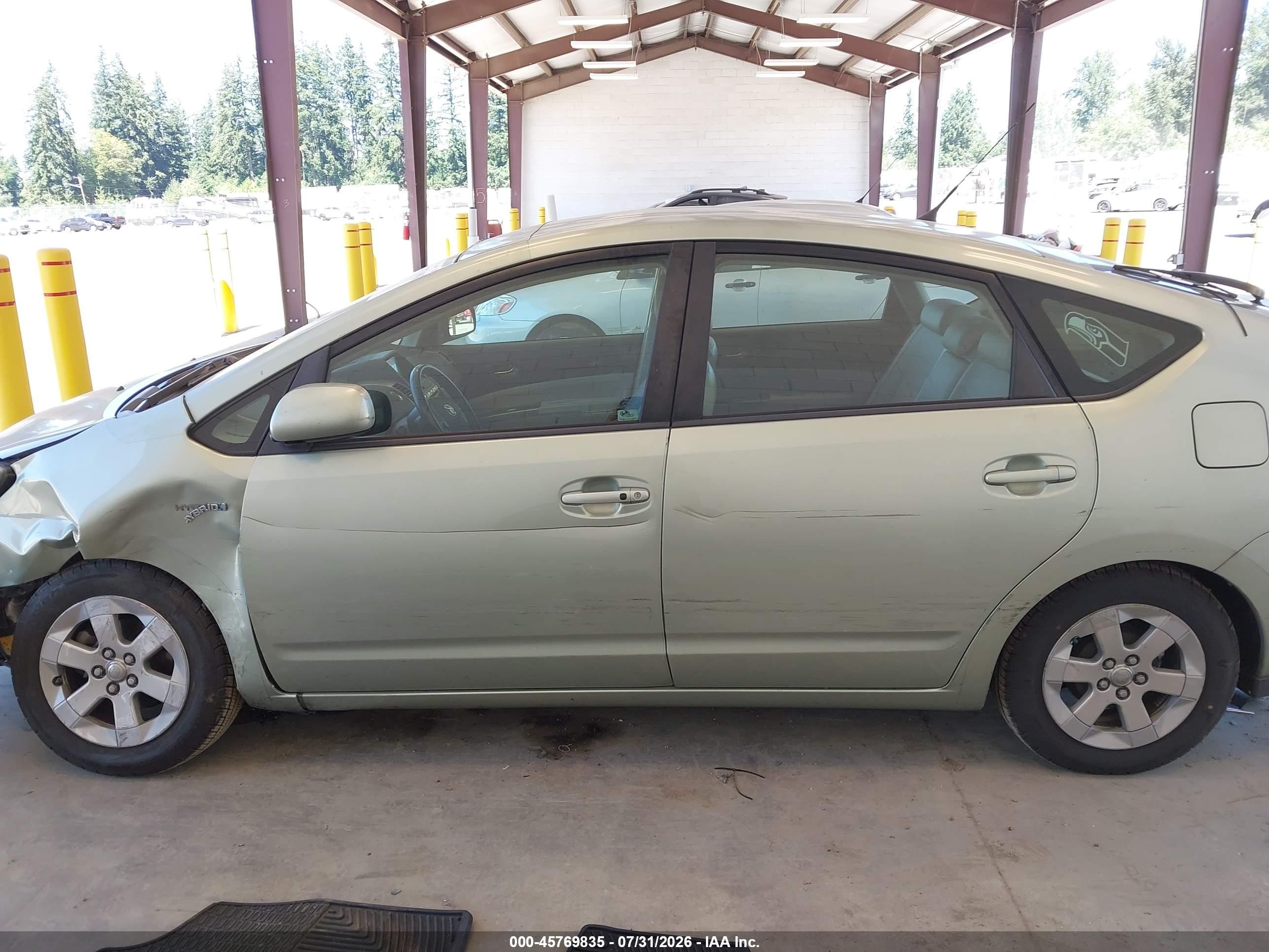 2009 Toyota Prius   Silver vin: JTDKB20U593530400