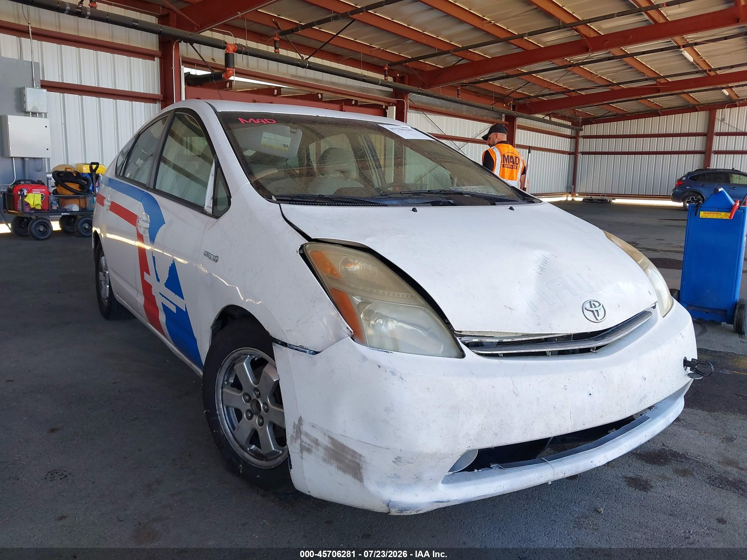 2009 Toyota Prius   White vin: JTDKB20U597837154