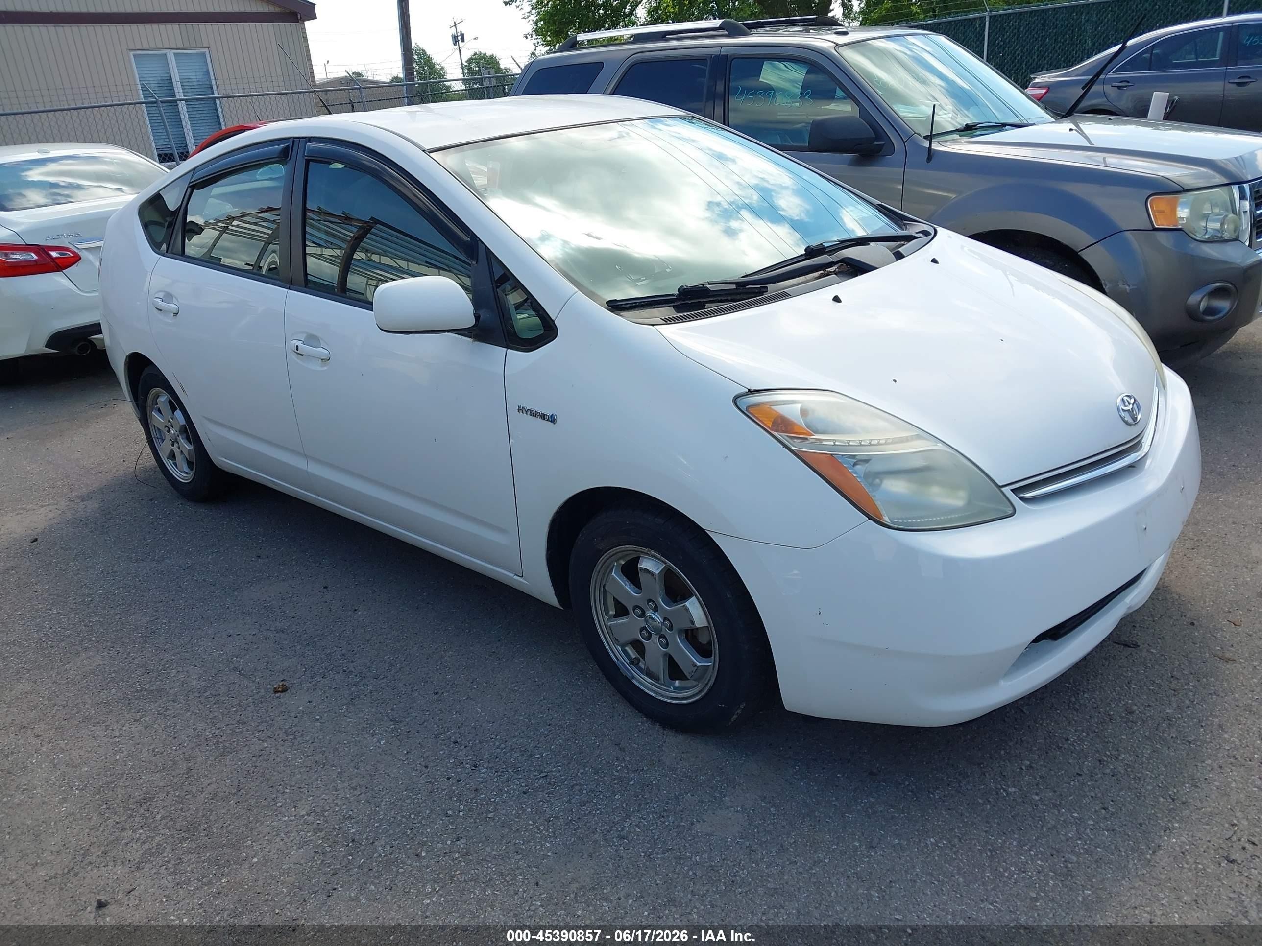 2009 Toyota Prius White vin: JTDKB20U597845366