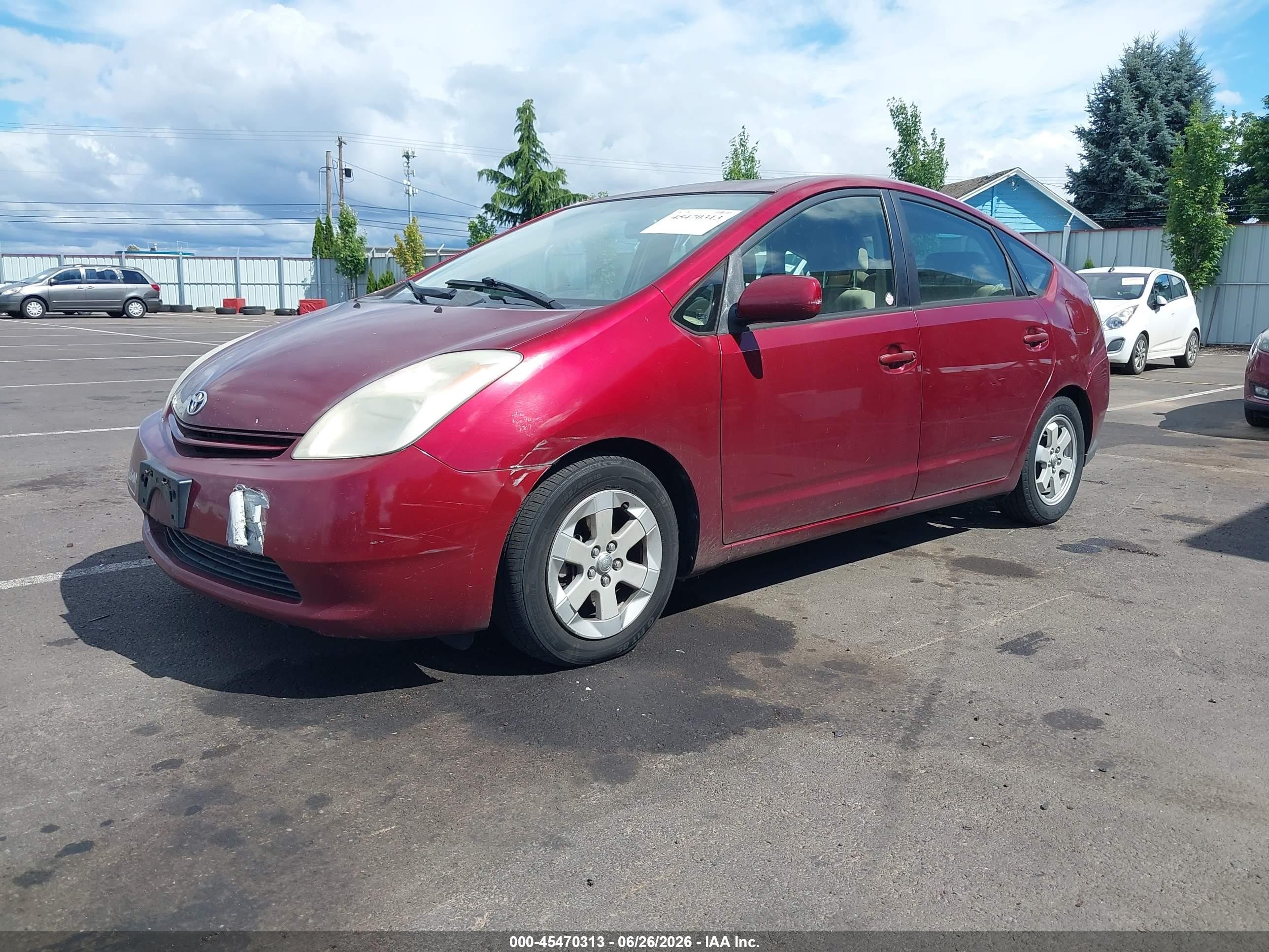 2004 Toyota Prius   Red vin: JTDKB20U640035987