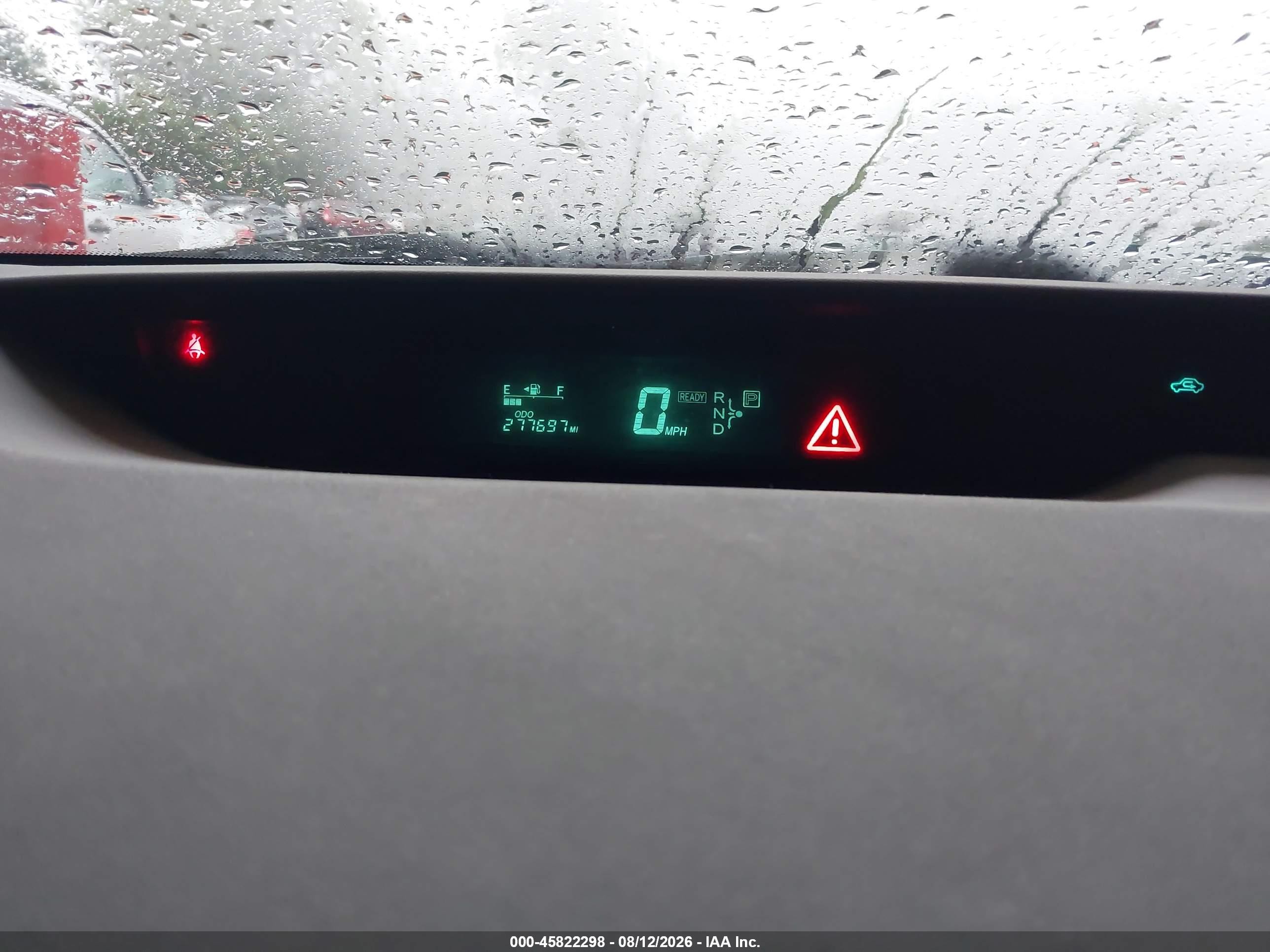 2005 Toyota Prius   Silver vin: JTDKB20U653004075