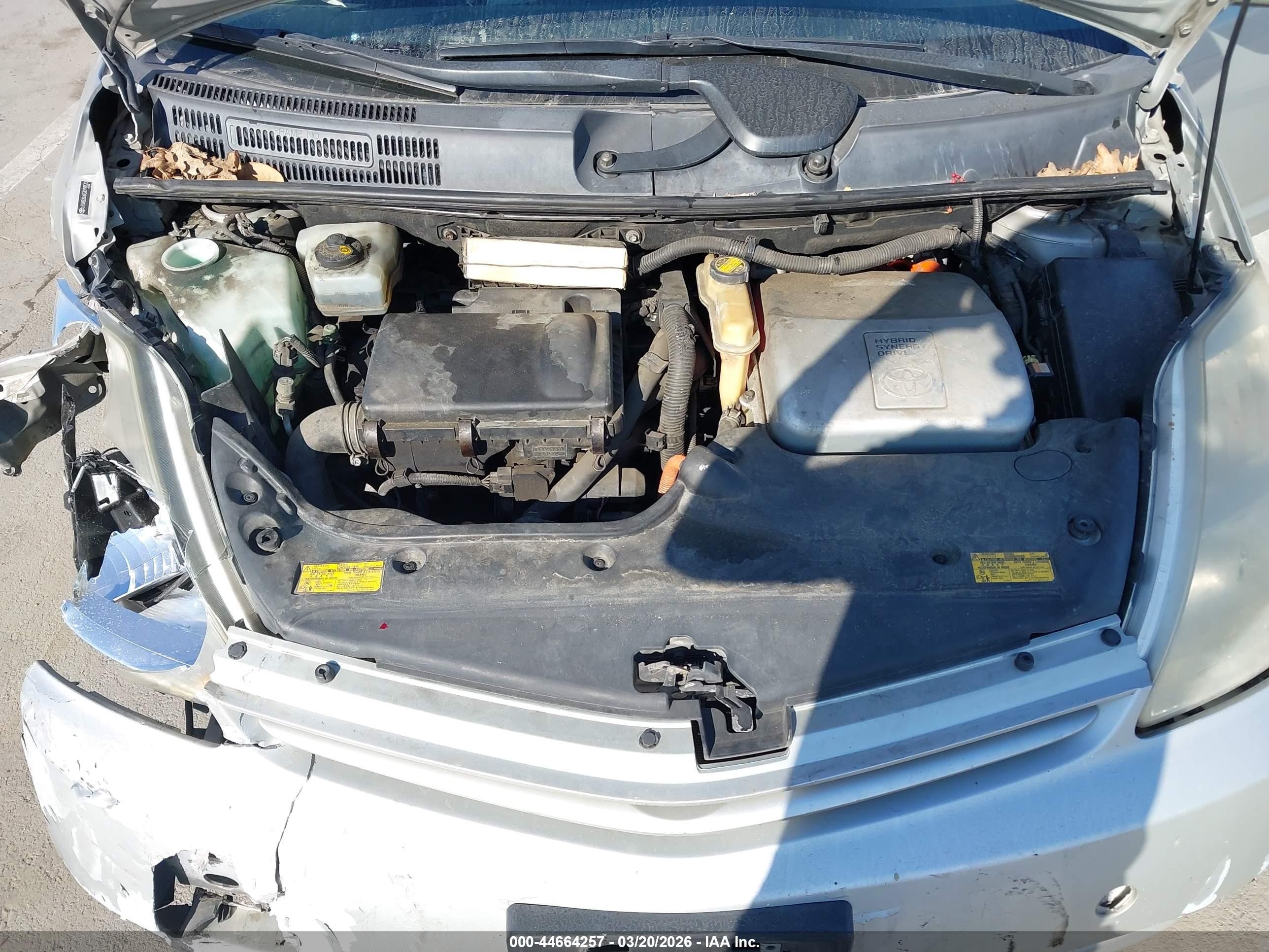 2005 Toyota Prius   Gray vin: JTDKB20U653019370