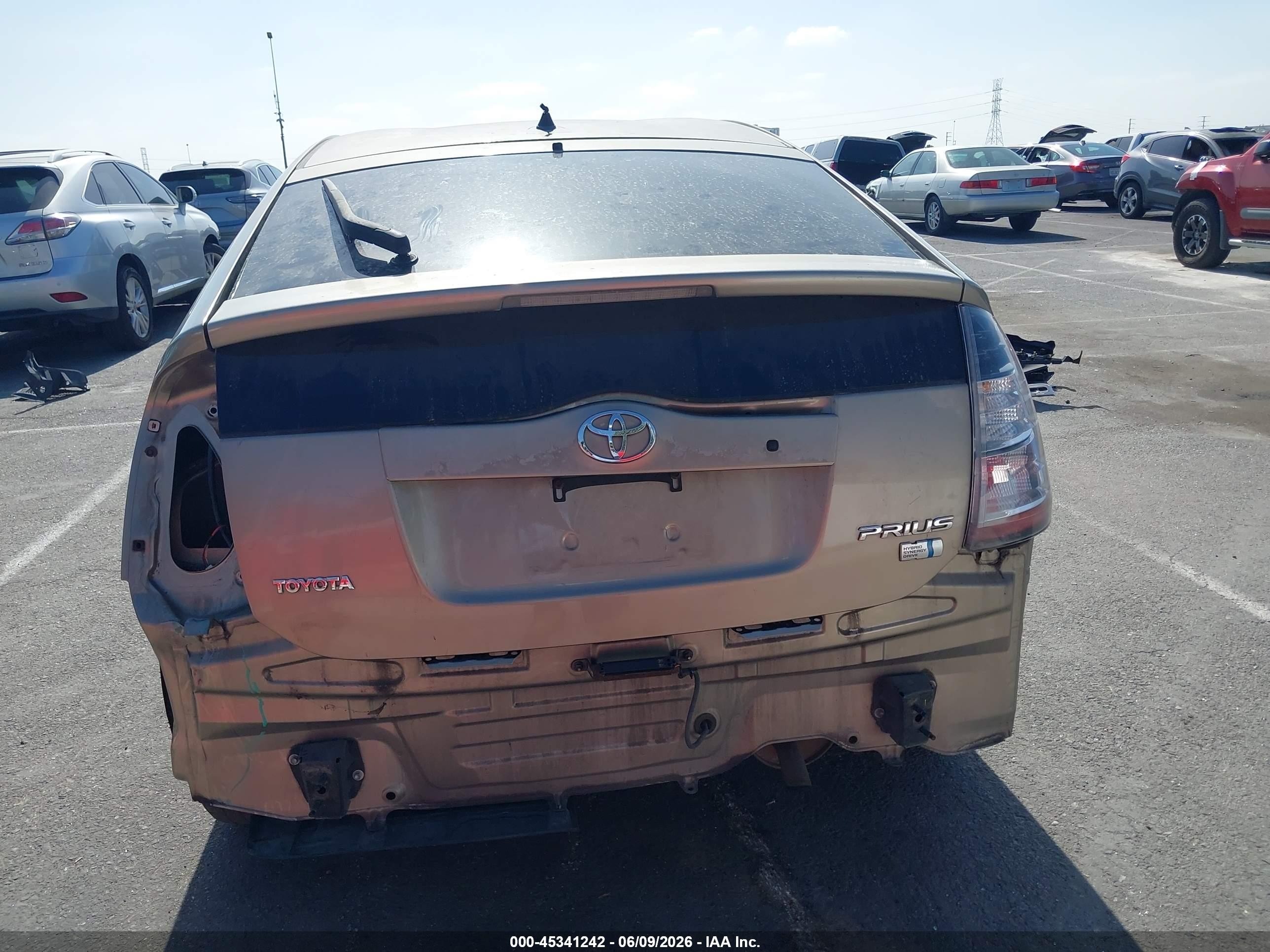 2005 Toyota Prius   Beige vin: JTDKB20U653024262