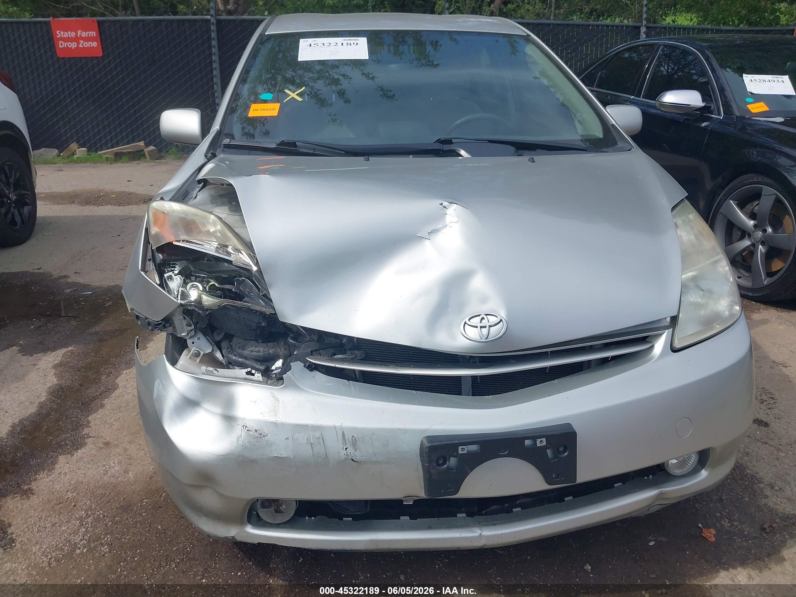 2005 Toyota Prius Серебряный vin: JTDKB20U653024651