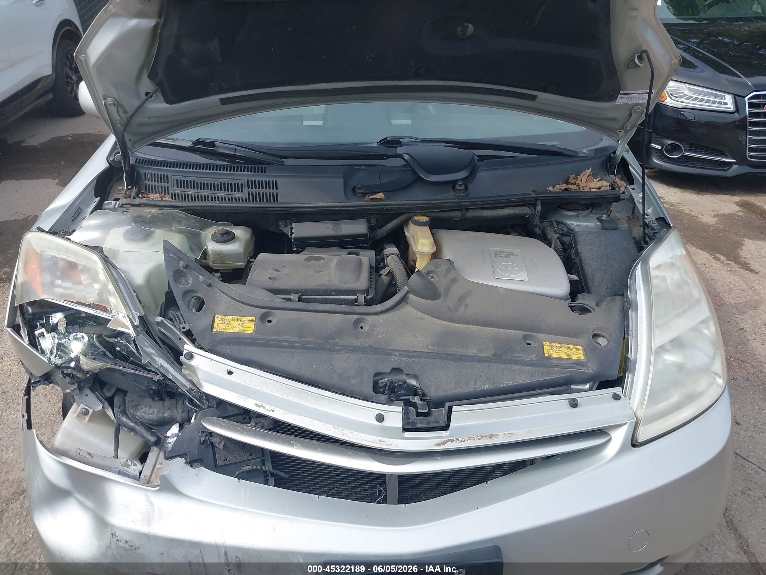 2005 Toyota Prius Серебряный vin: JTDKB20U653024651