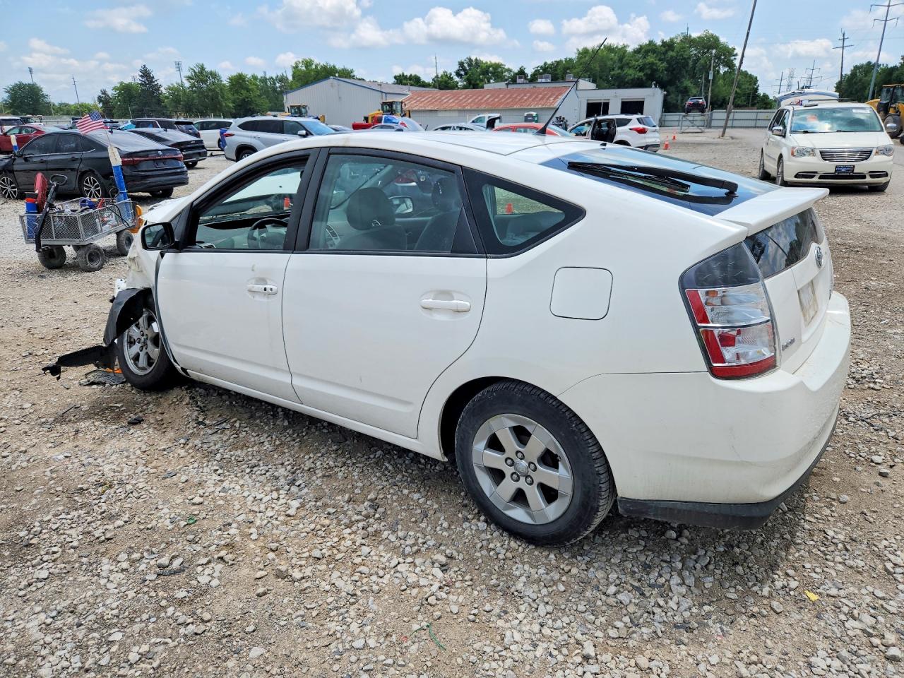 2005 Toyota Prius Base White vin: JTDKB20U653029445