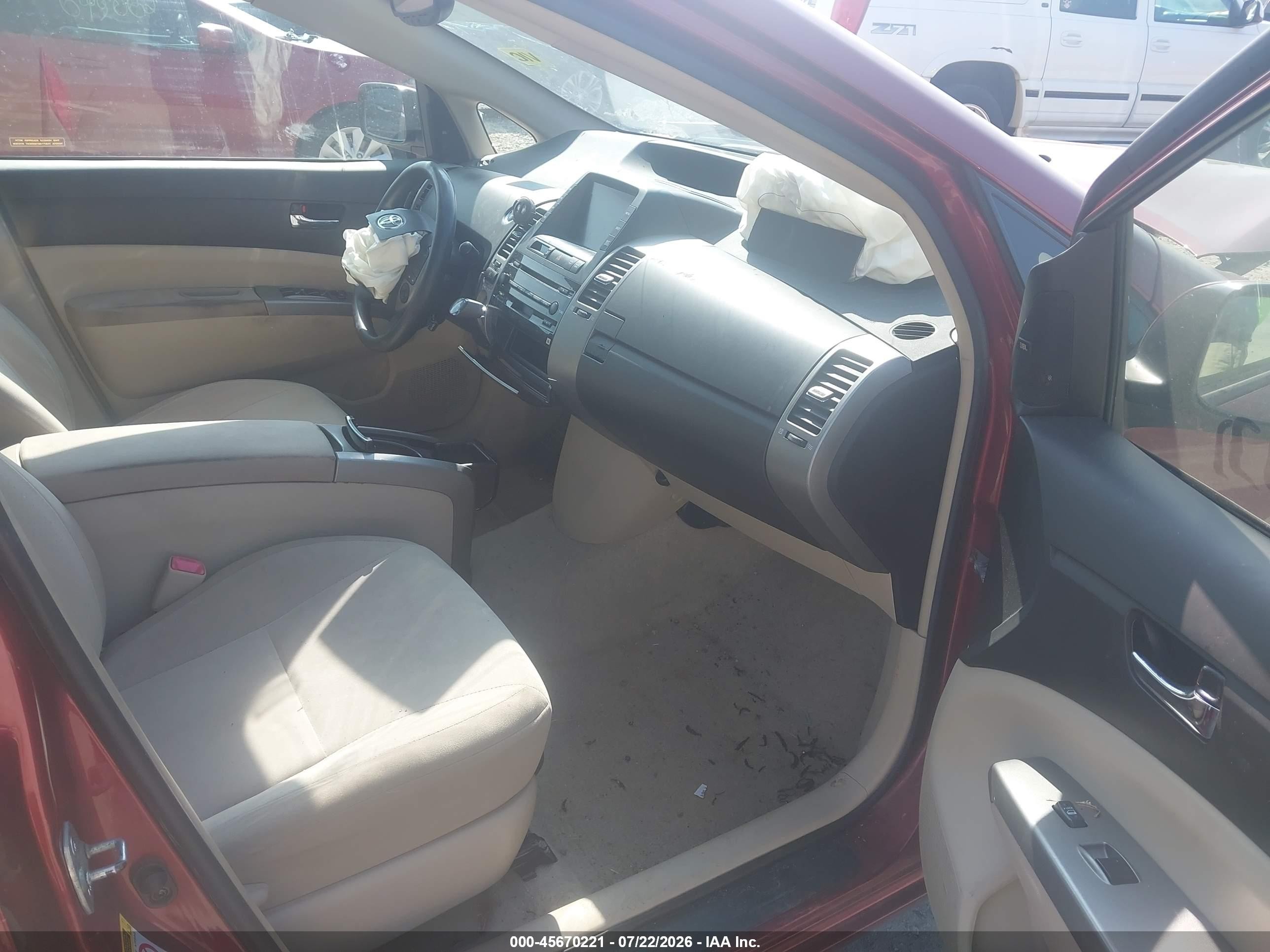 2005 Toyota Prius   Red vin: JTDKB20U653033236