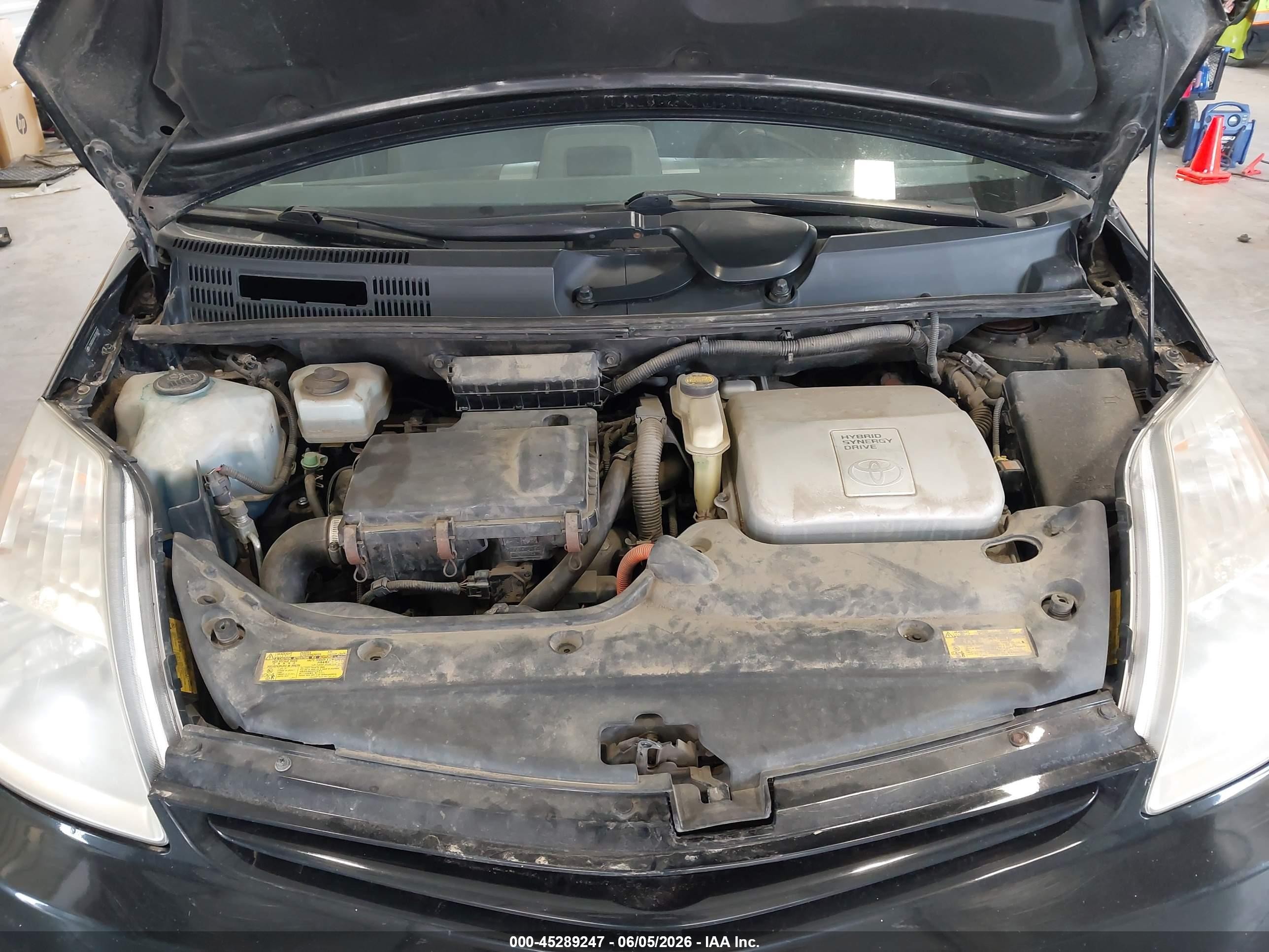 2005 Toyota Prius   Black vin: JTDKB20U653076877