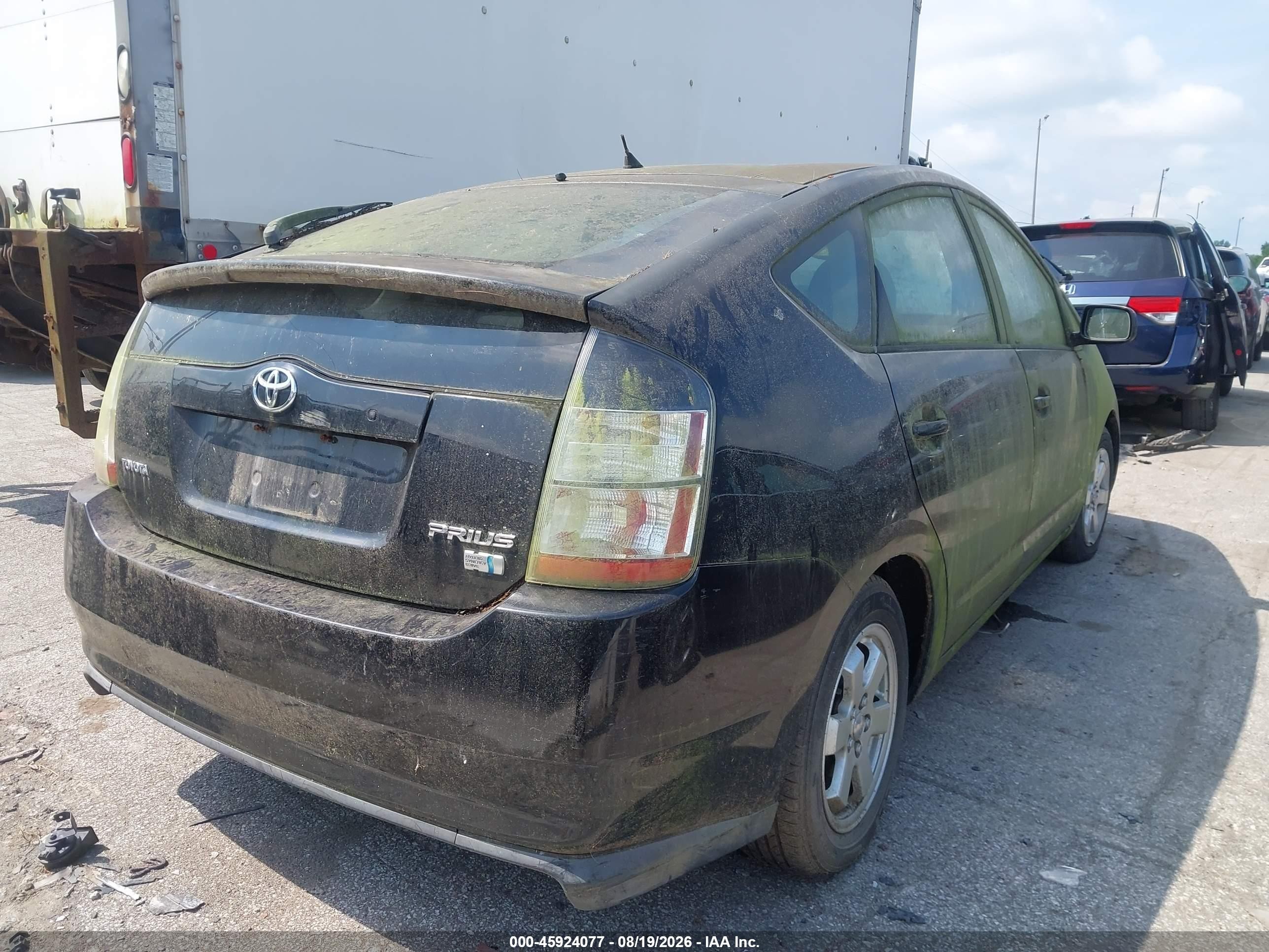 2005 Toyota Prius   Black vin: JTDKB20U653077026