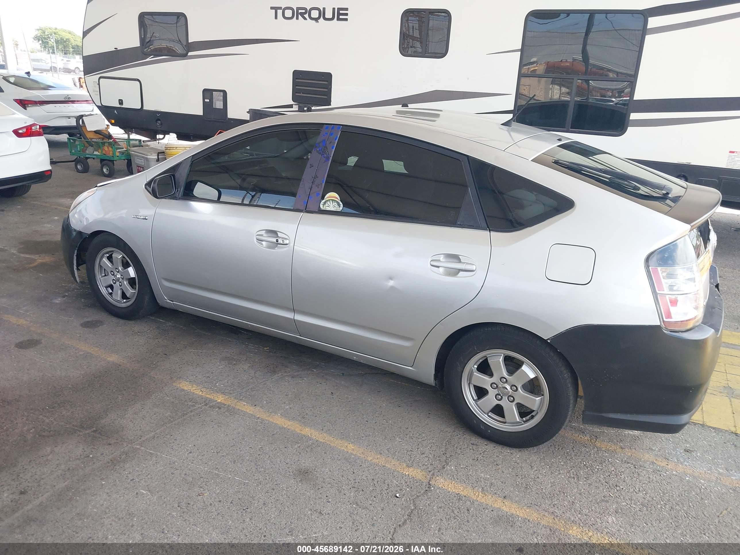 2005 Toyota Prius Серебряный vin: JTDKB20U653119274