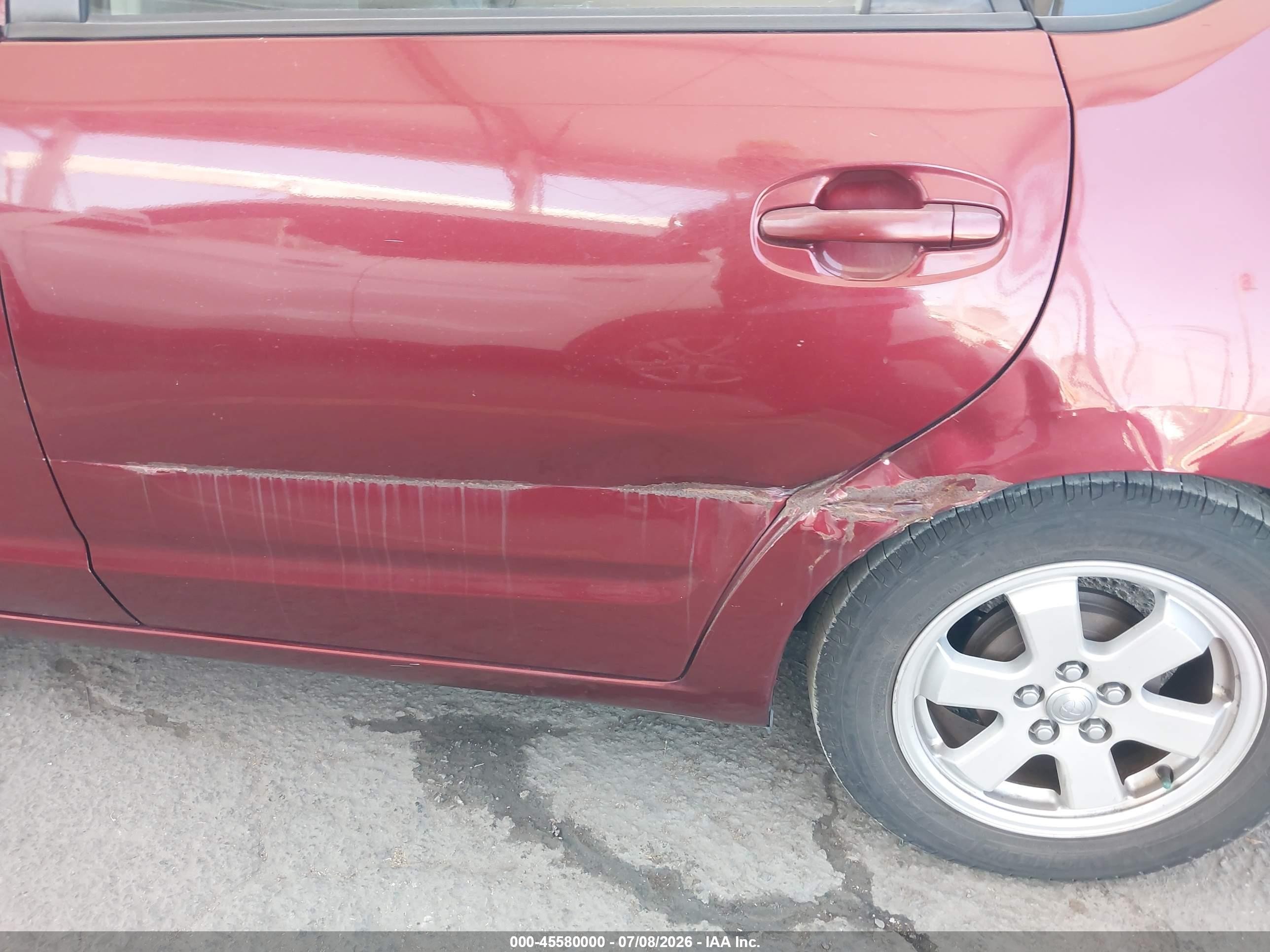 2005 Toyota Prius Red vin: JTDKB20U657016607