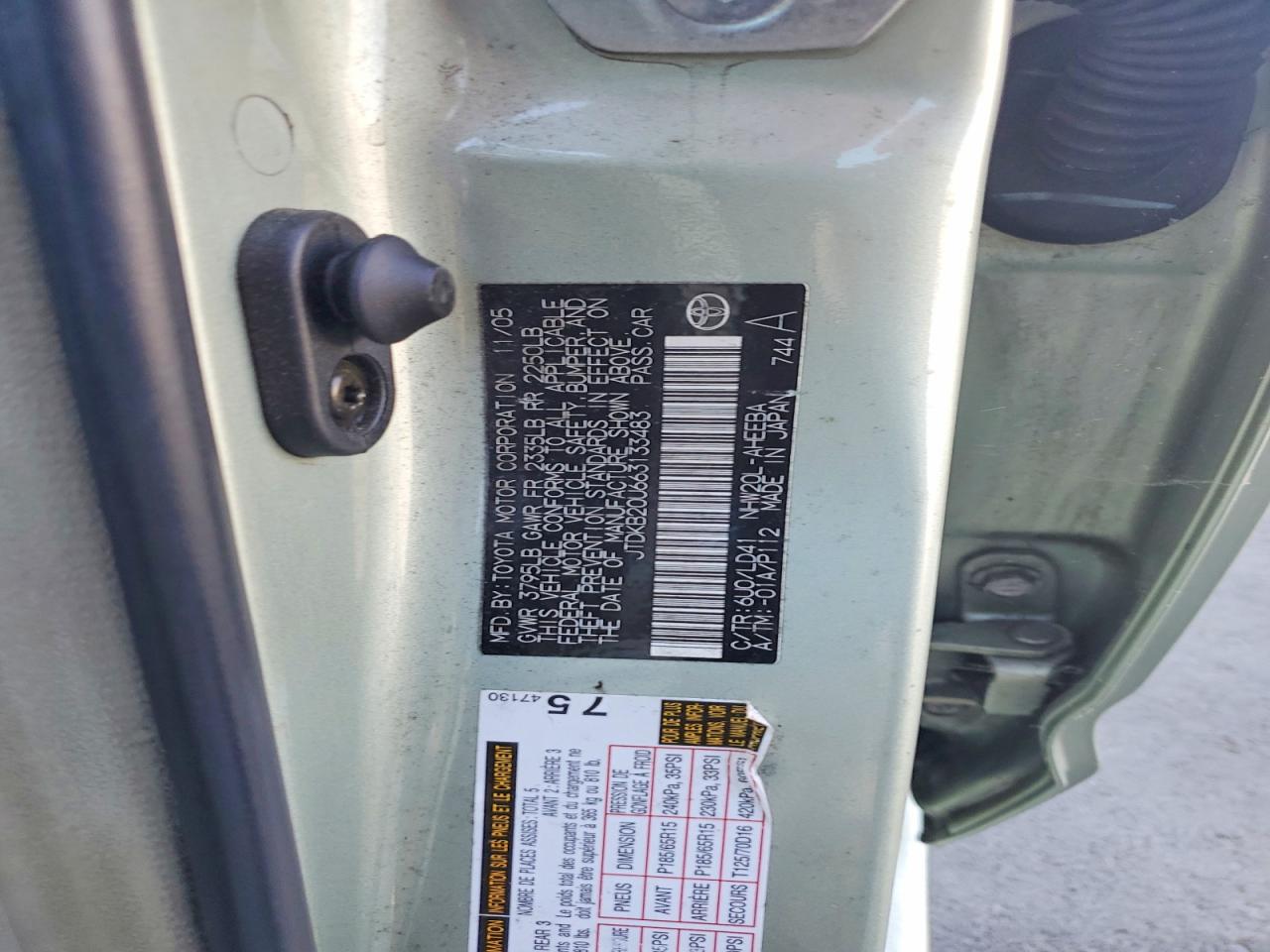 2006 Toyota Prius Base Green vin: JTDKB20U663133483