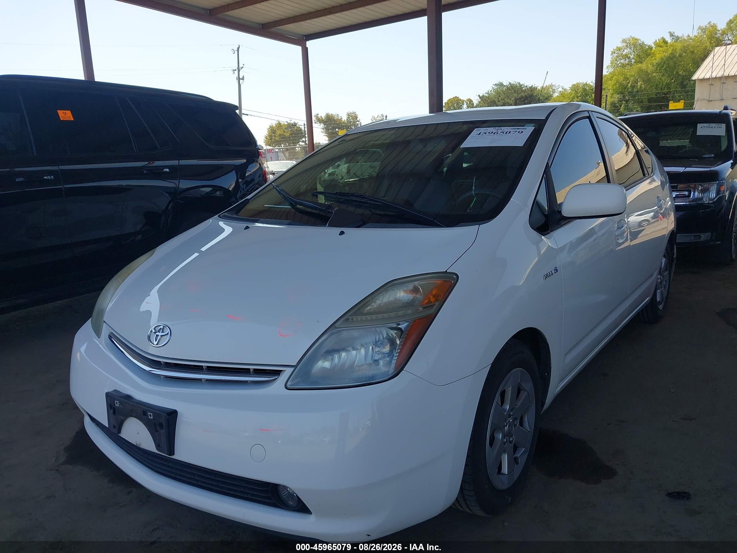 2006 Toyota Prius   White vin: JTDKB20U663150316