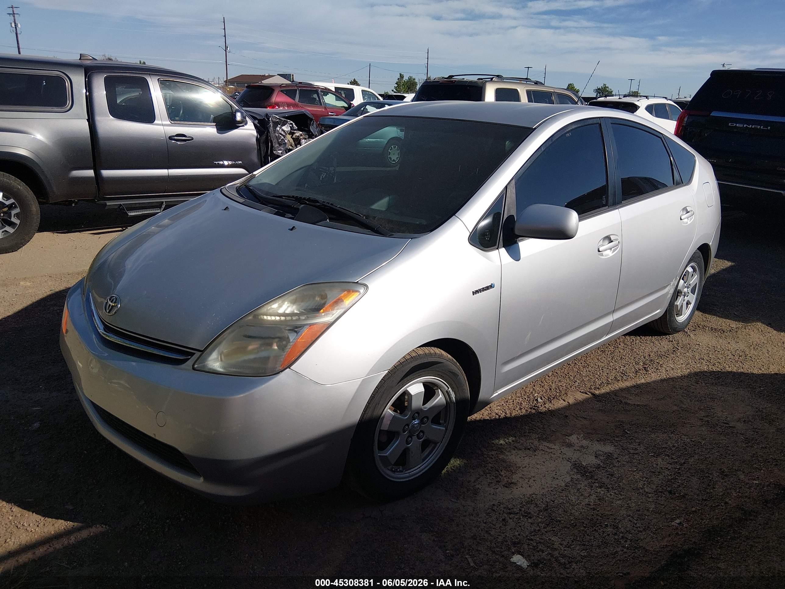 2006 Toyota Prius   Silver vin: JTDKB20U663155967