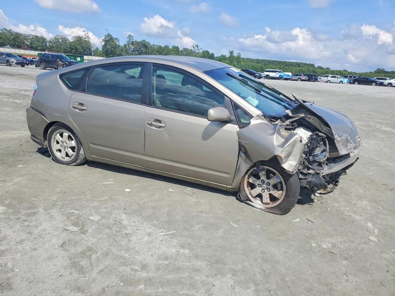 2006 Toyota Prius Base Gold vin: JTDKB20U663170775