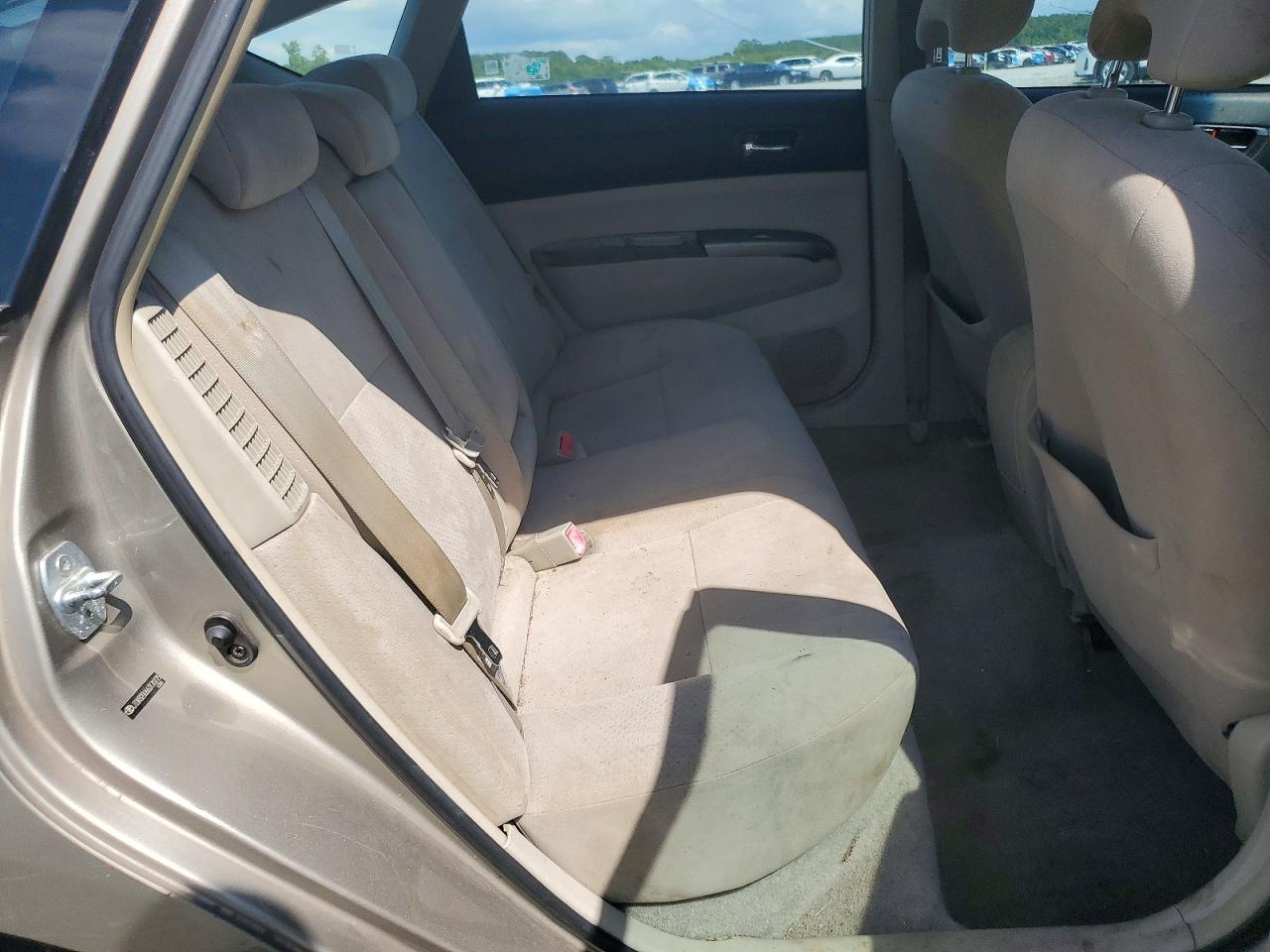 2006 Toyota Prius Base Gold vin: JTDKB20U663170775