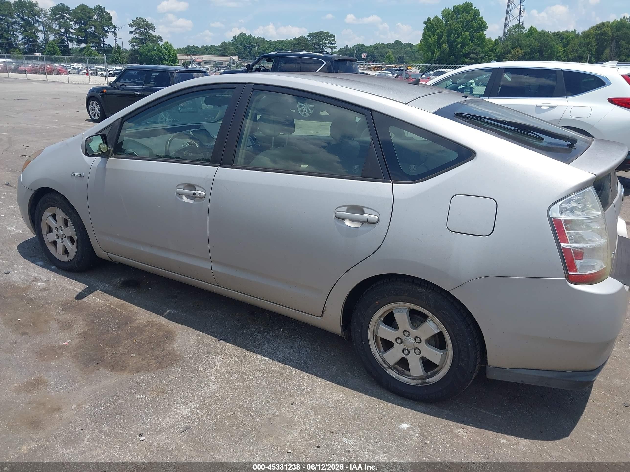 2006 Toyota Prius   Gray vin: JTDKB20U663192730