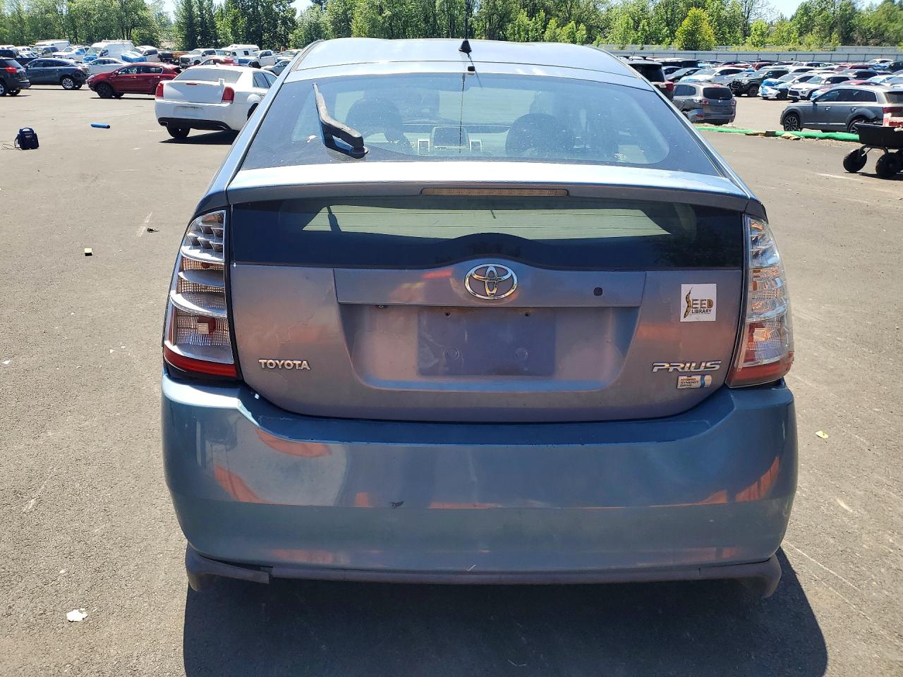 2006 Toyota Prius Base Blue vin: JTDKB20U667064268