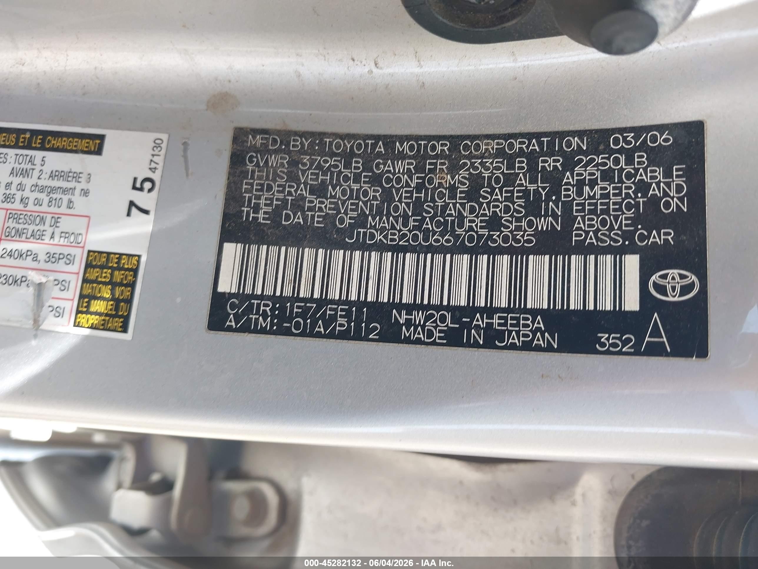 2006 Toyota Prius   Silver vin: JTDKB20U667073035