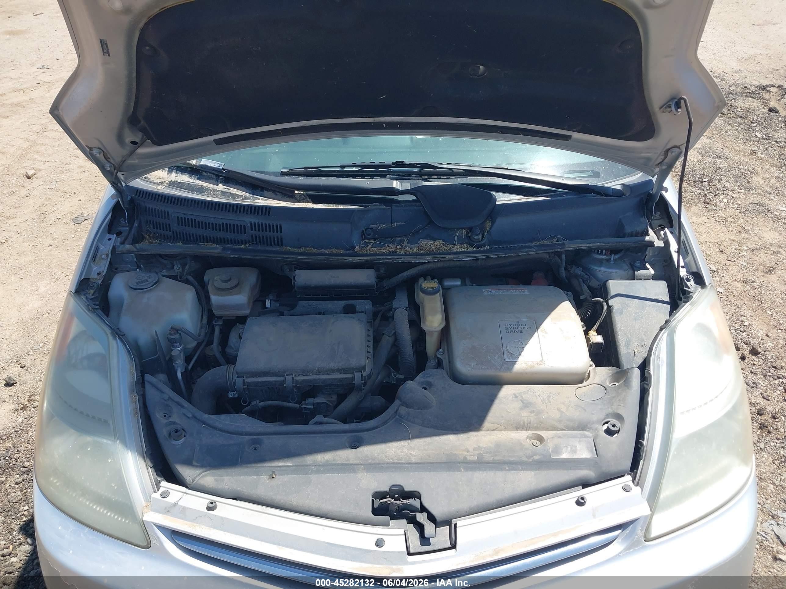 2006 Toyota Prius   Silver vin: JTDKB20U667073035