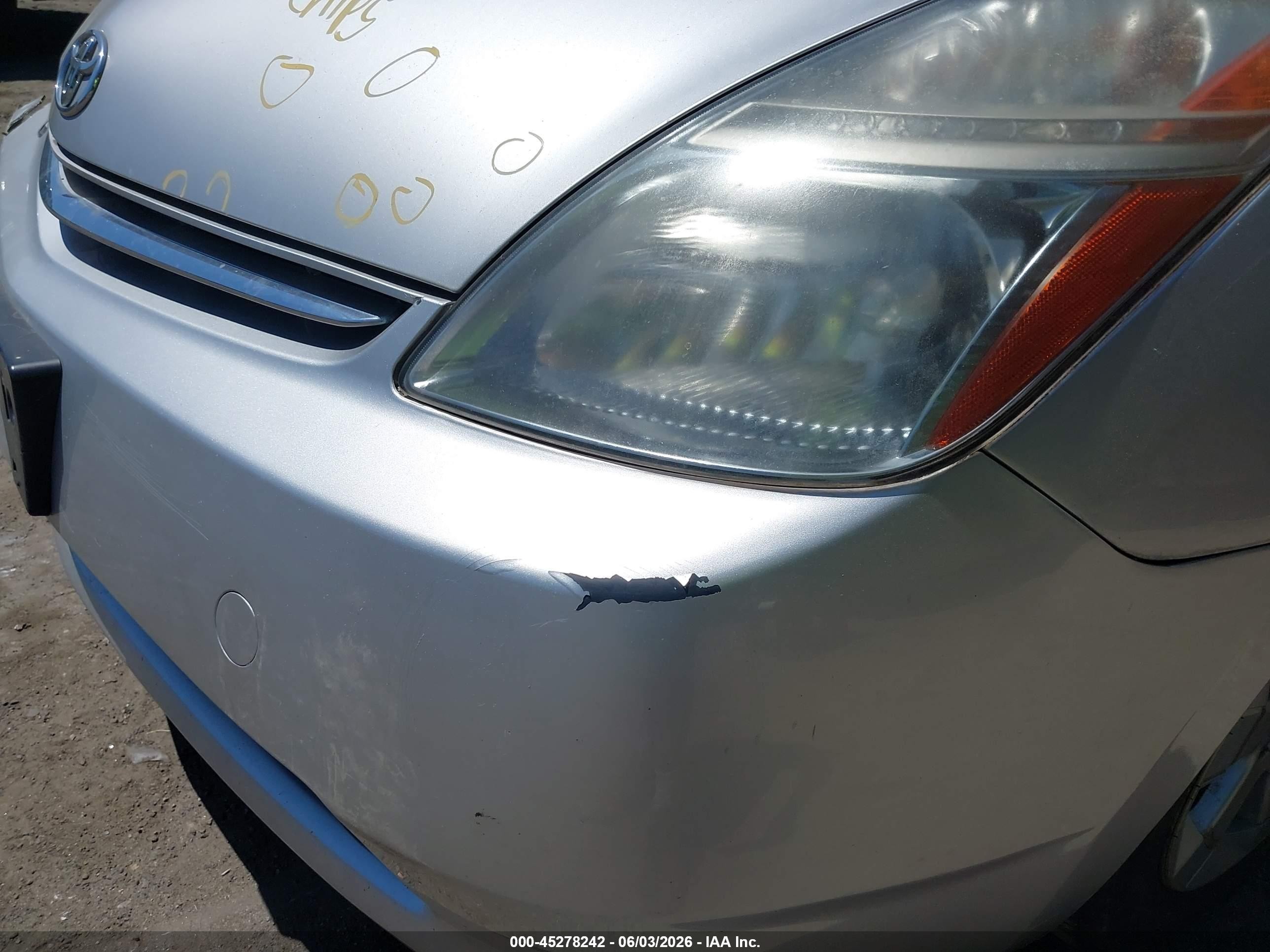 2006 Toyota Prius   Silver vin: JTDKB20U667079935