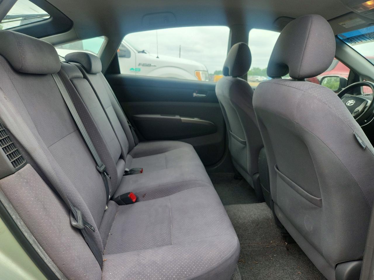 2006 Toyota Prius Base Green vin: JTDKB20U667513786