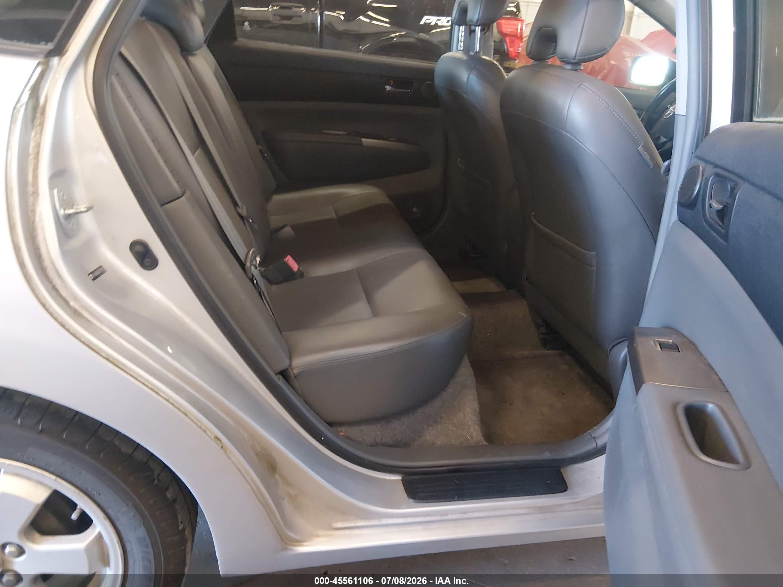 2007 Toyota Prius   Silver vin: JTDKB20U673218101