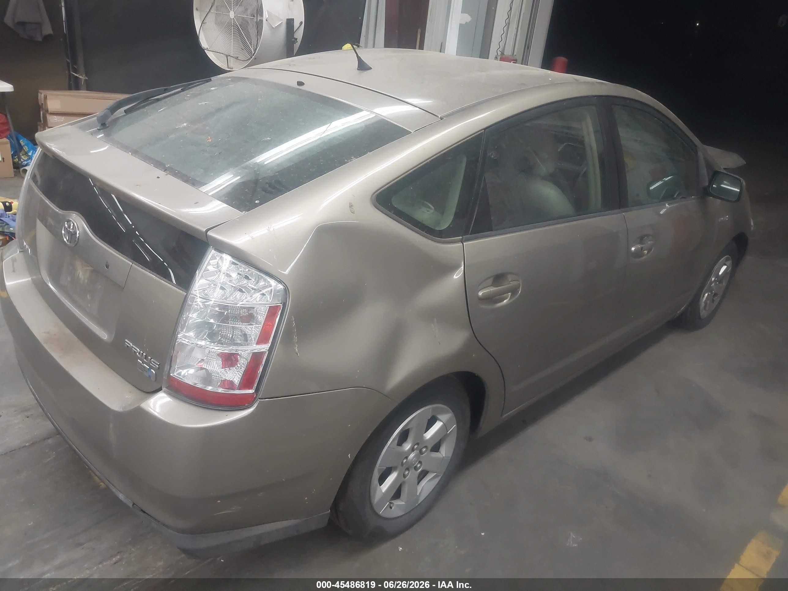 2007 Toyota Prius   Brown vin: JTDKB20U673253219