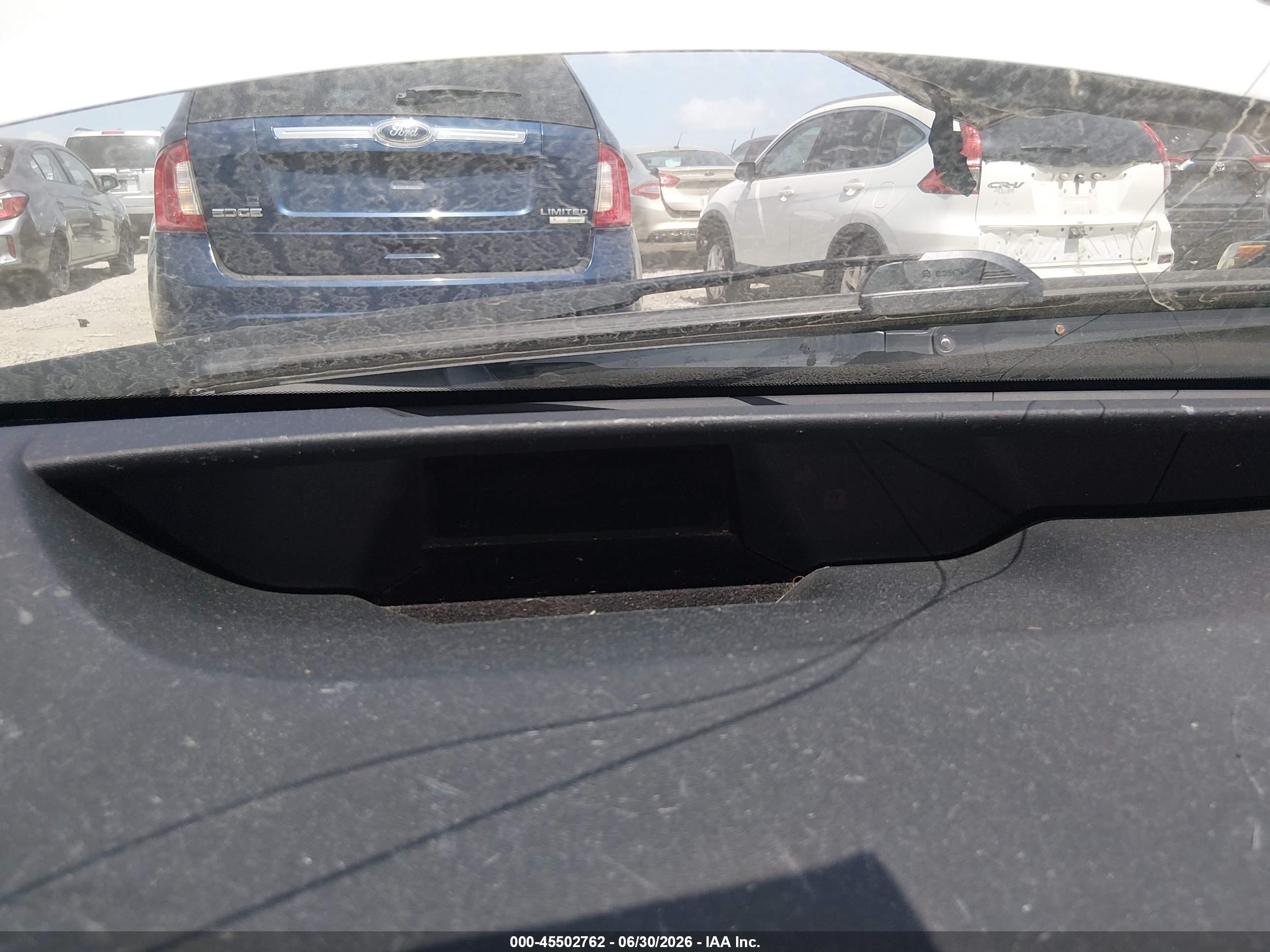 2007 Toyota Prius   Silver vin: JTDKB20U677088474