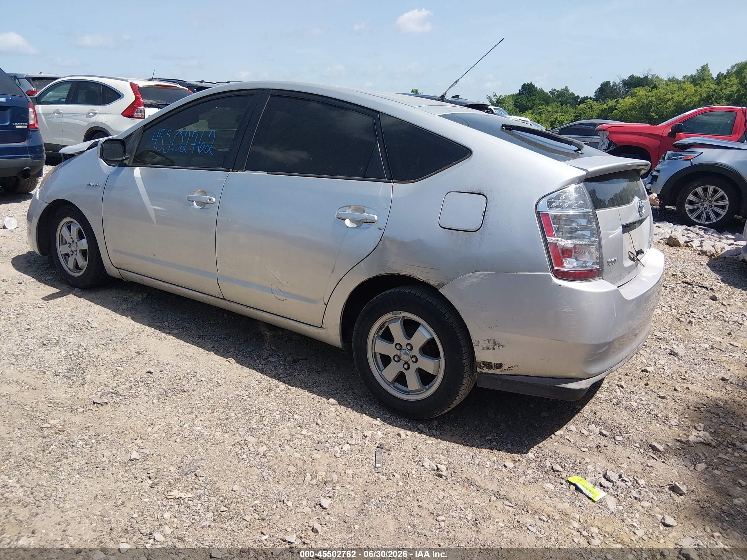 2007 Toyota Prius   Silver vin: JTDKB20U677088474
