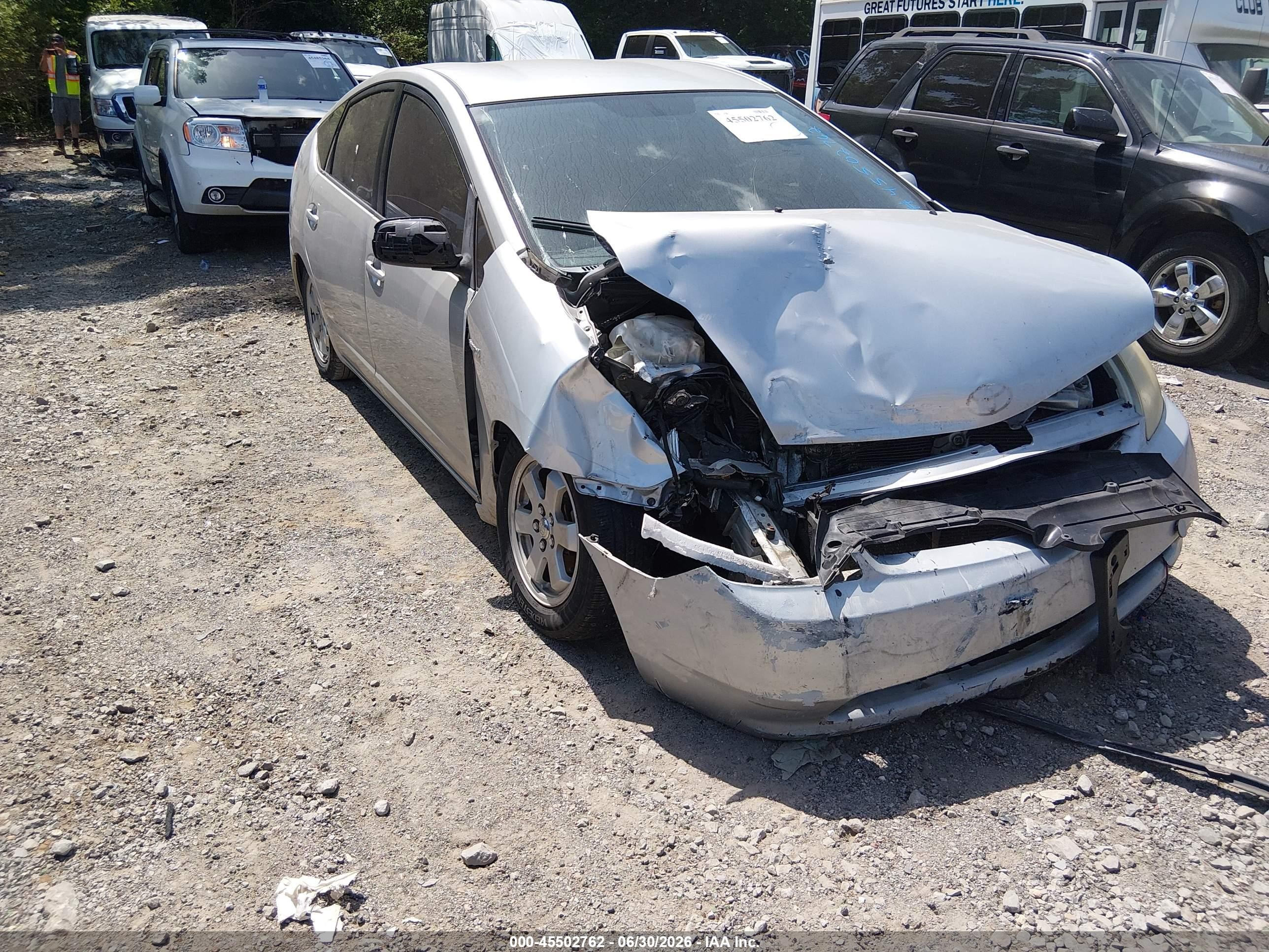 2007 Toyota Prius   Silver vin: JTDKB20U677088474