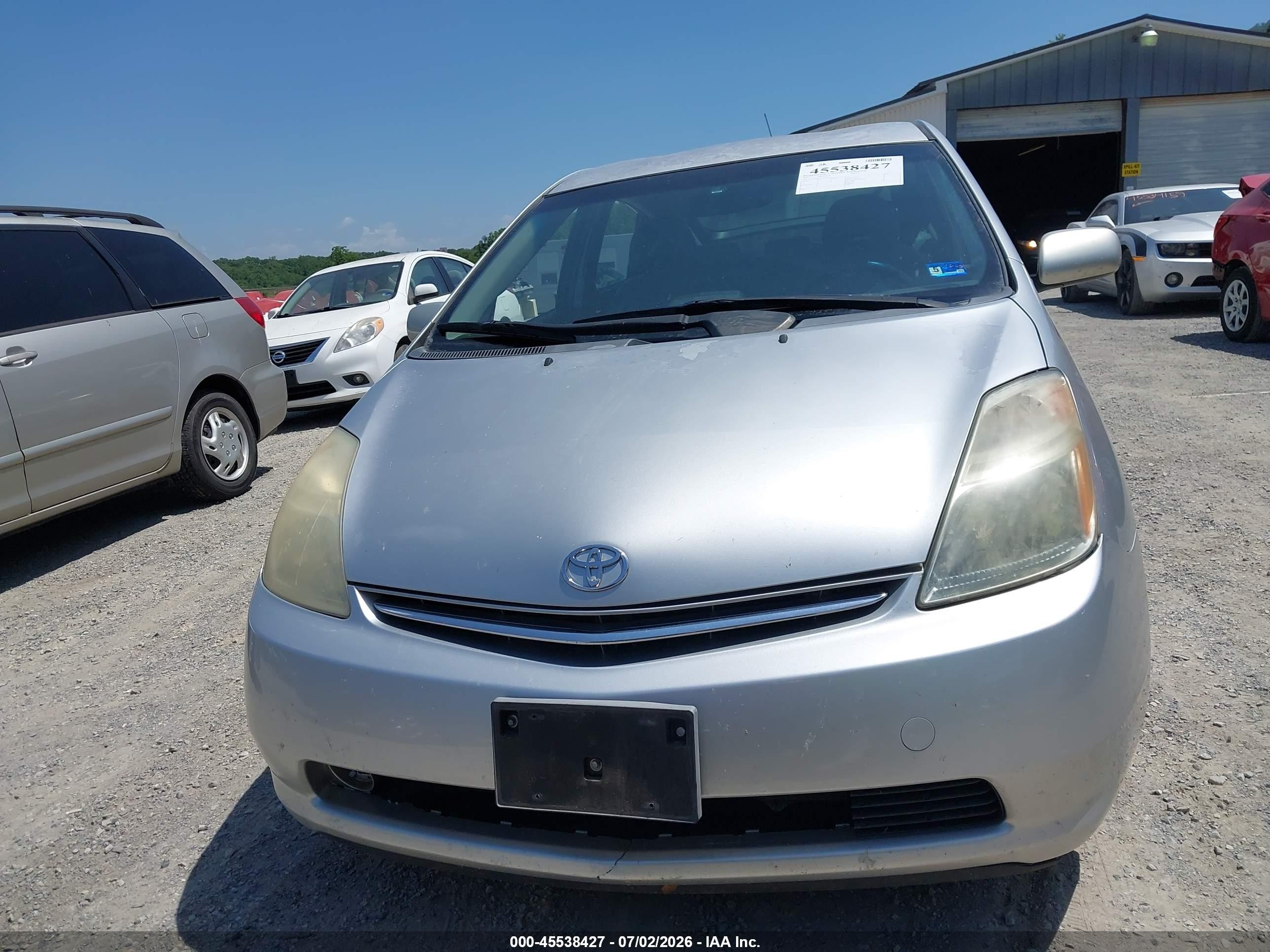 2007 Toyota Prius   Серебряный vin: JTDKB20U677558955