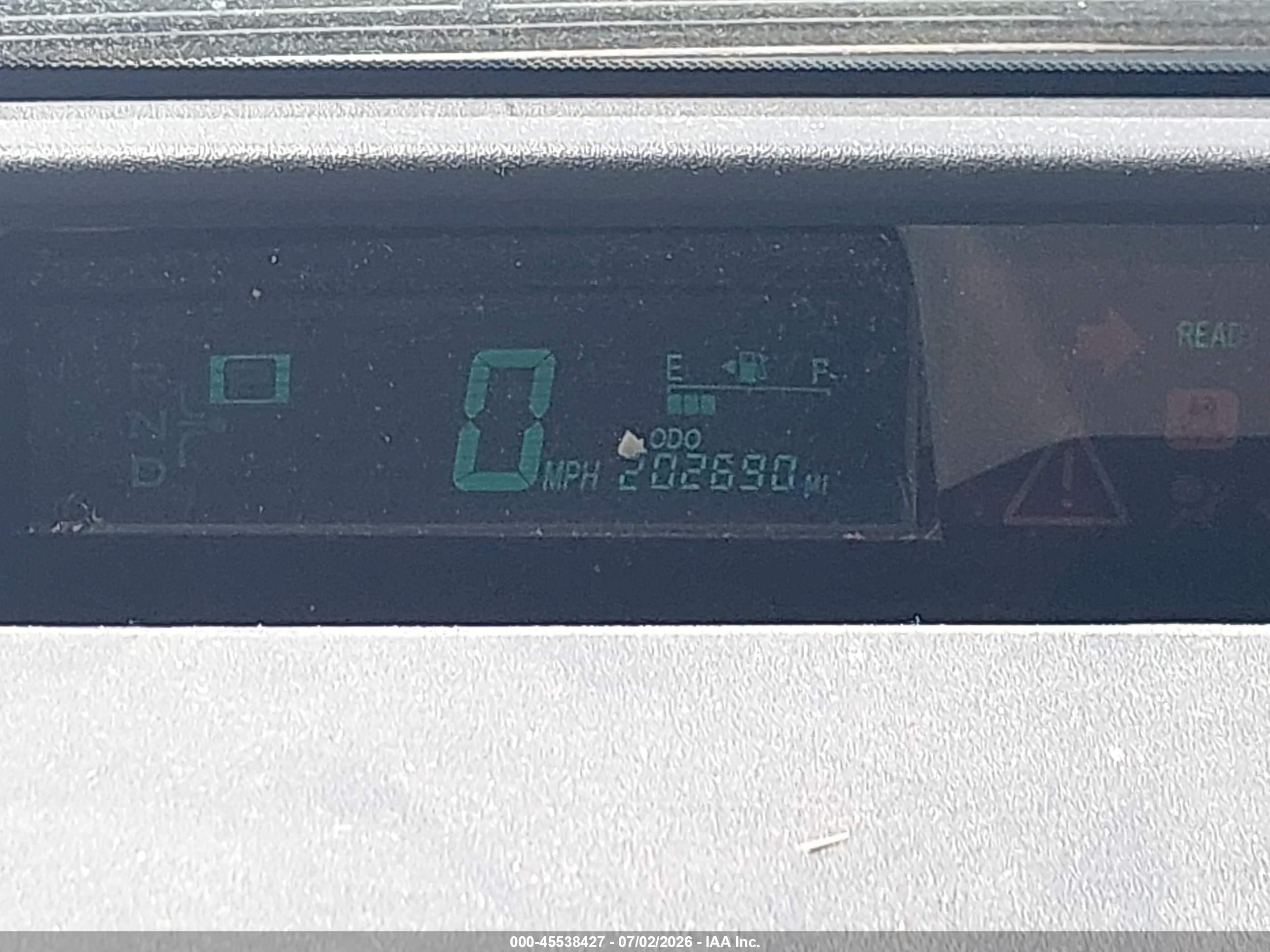 2007 Toyota Prius   Серебряный vin: JTDKB20U677558955