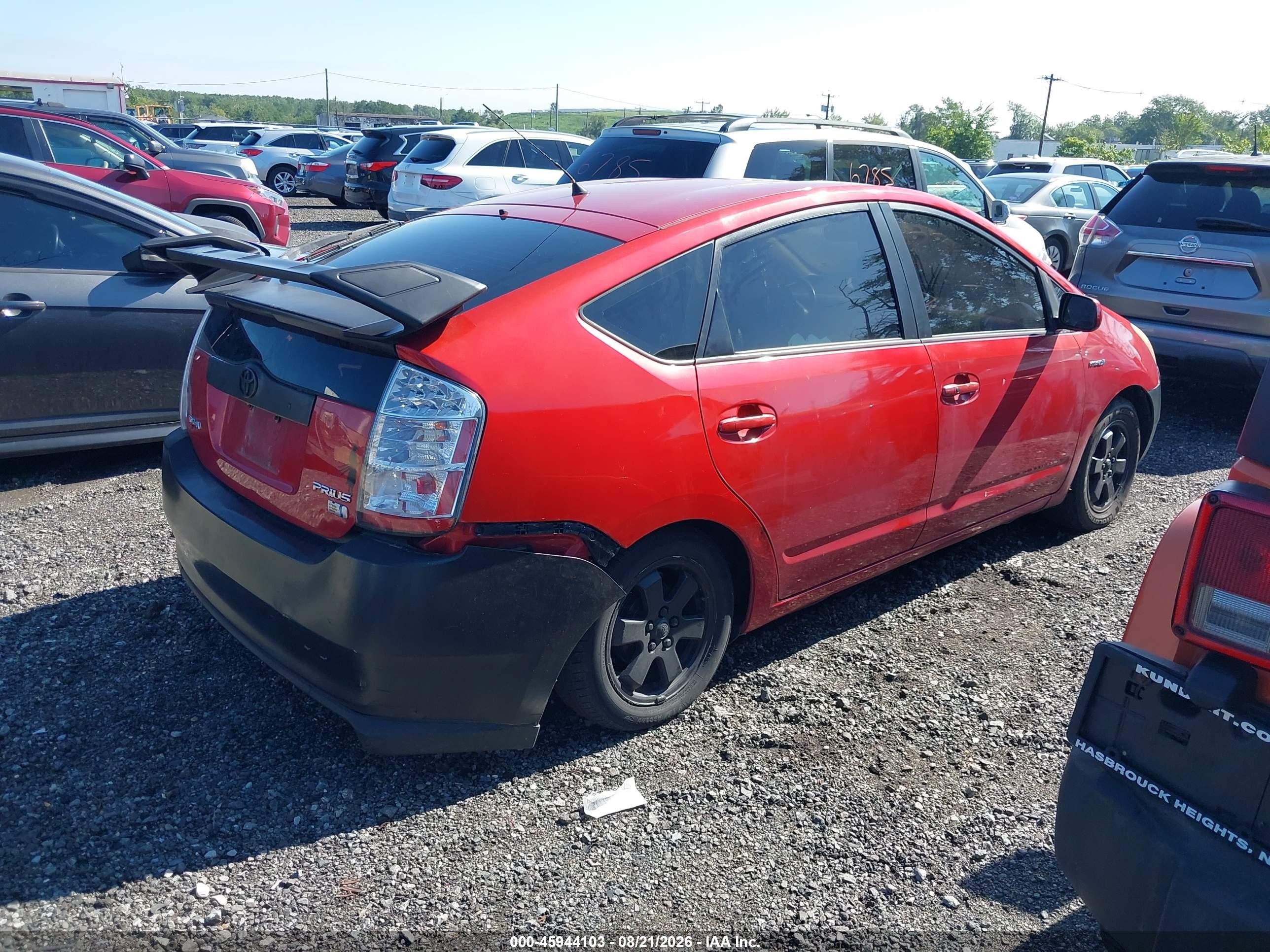 2007 Toyota Prius   Red vin: JTDKB20U677559233