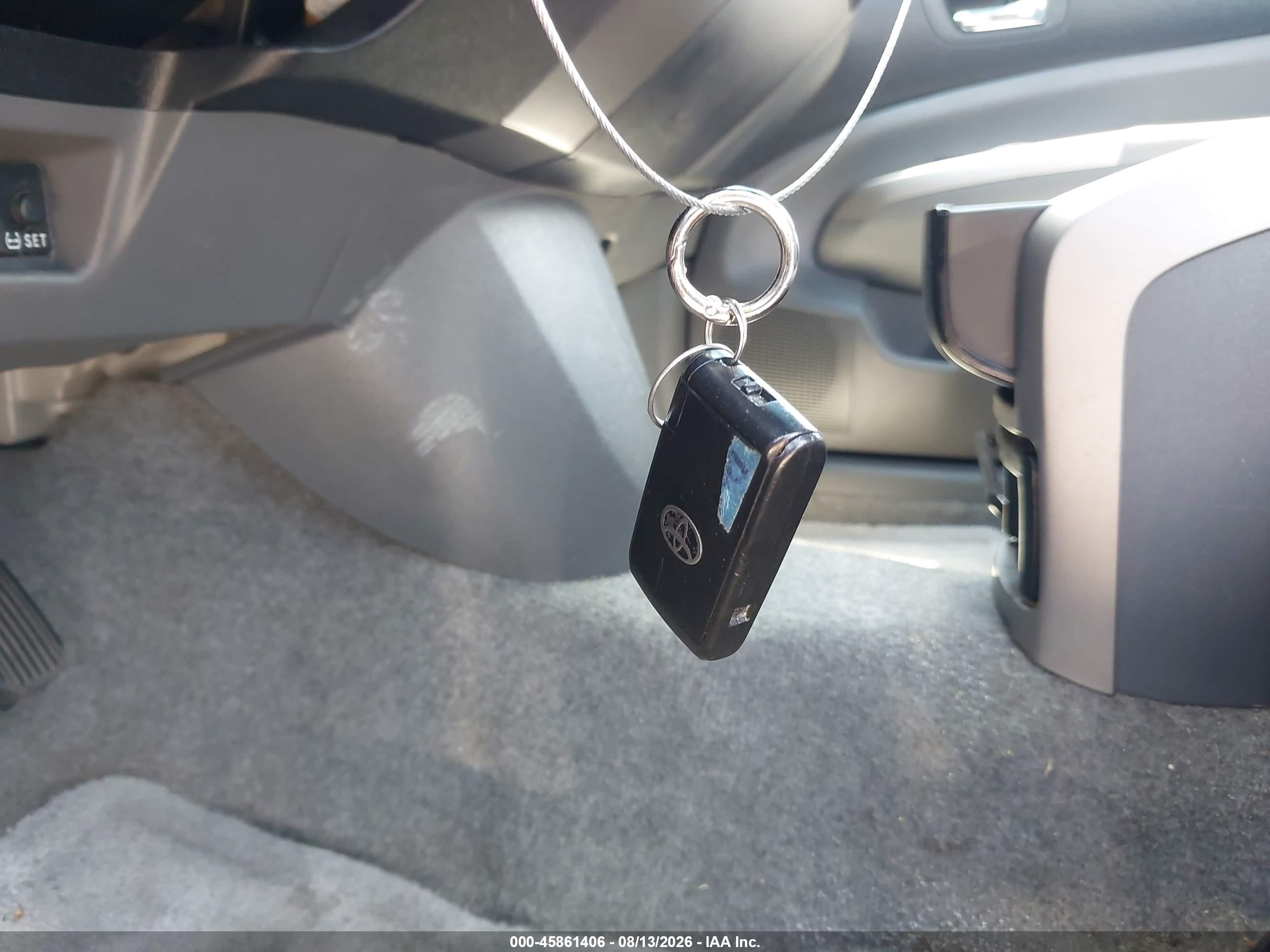 2007 Toyota Prius   Синий vin: JTDKB20U677559376