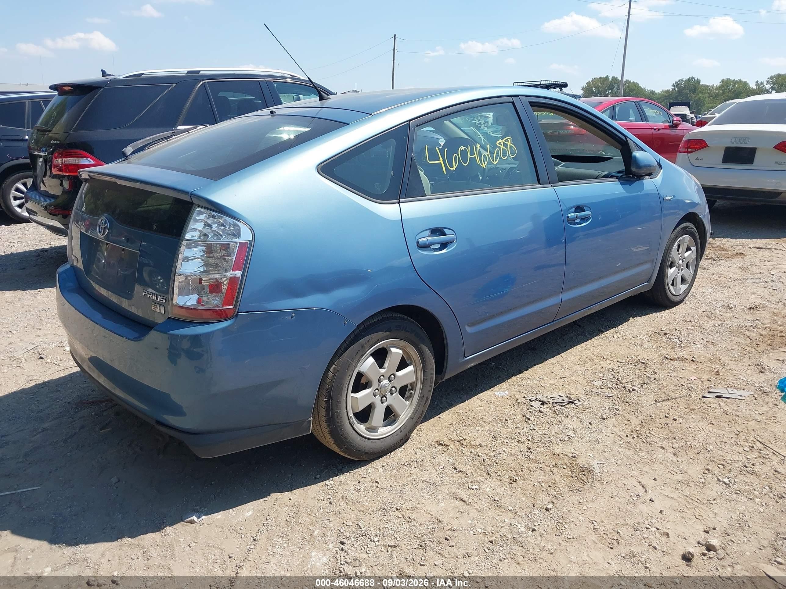 2007 Toyota Prius   Blue vin: JTDKB20U677577408