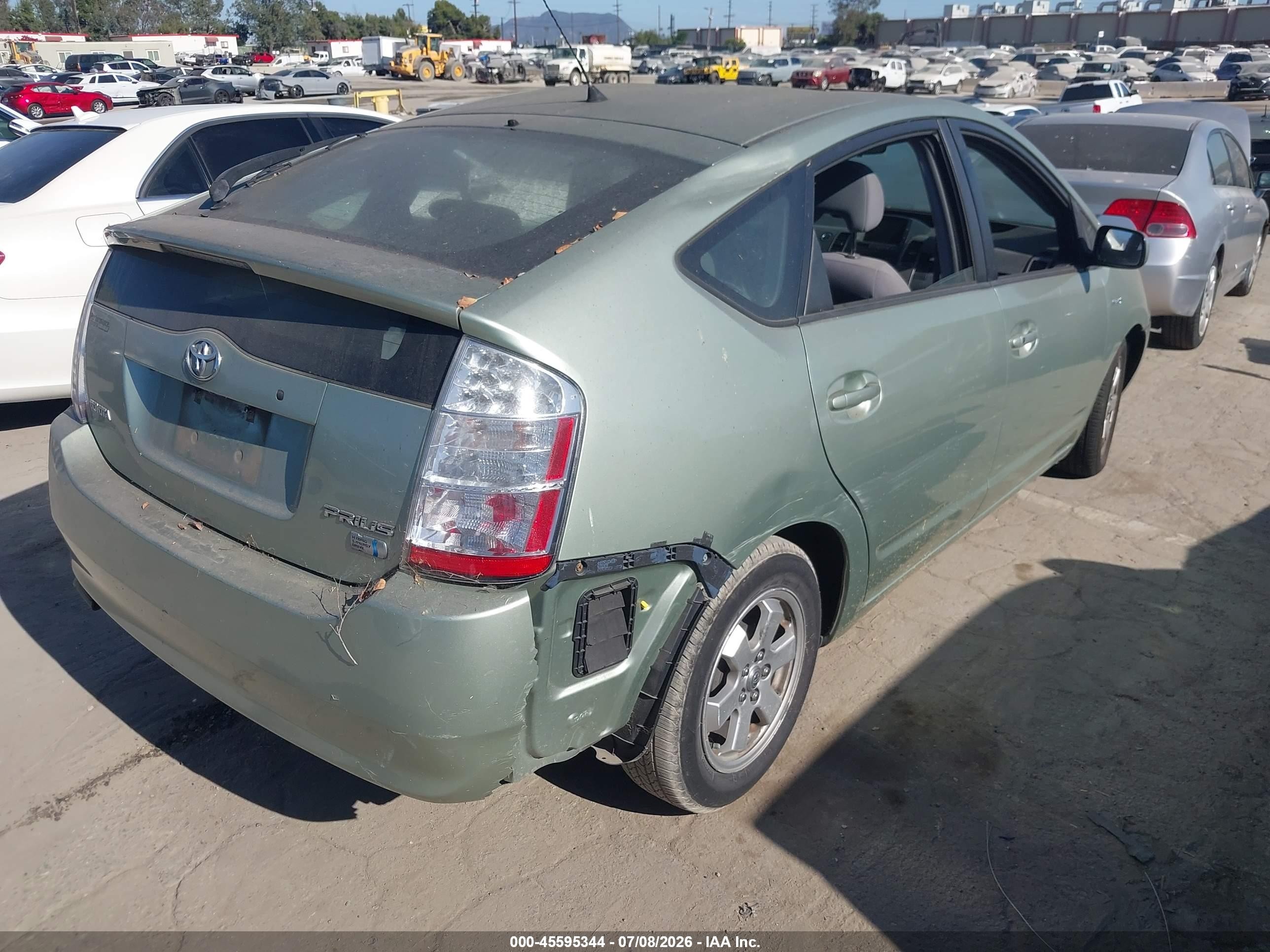 2007 Toyota Prius   Green vin: JTDKB20U677579224