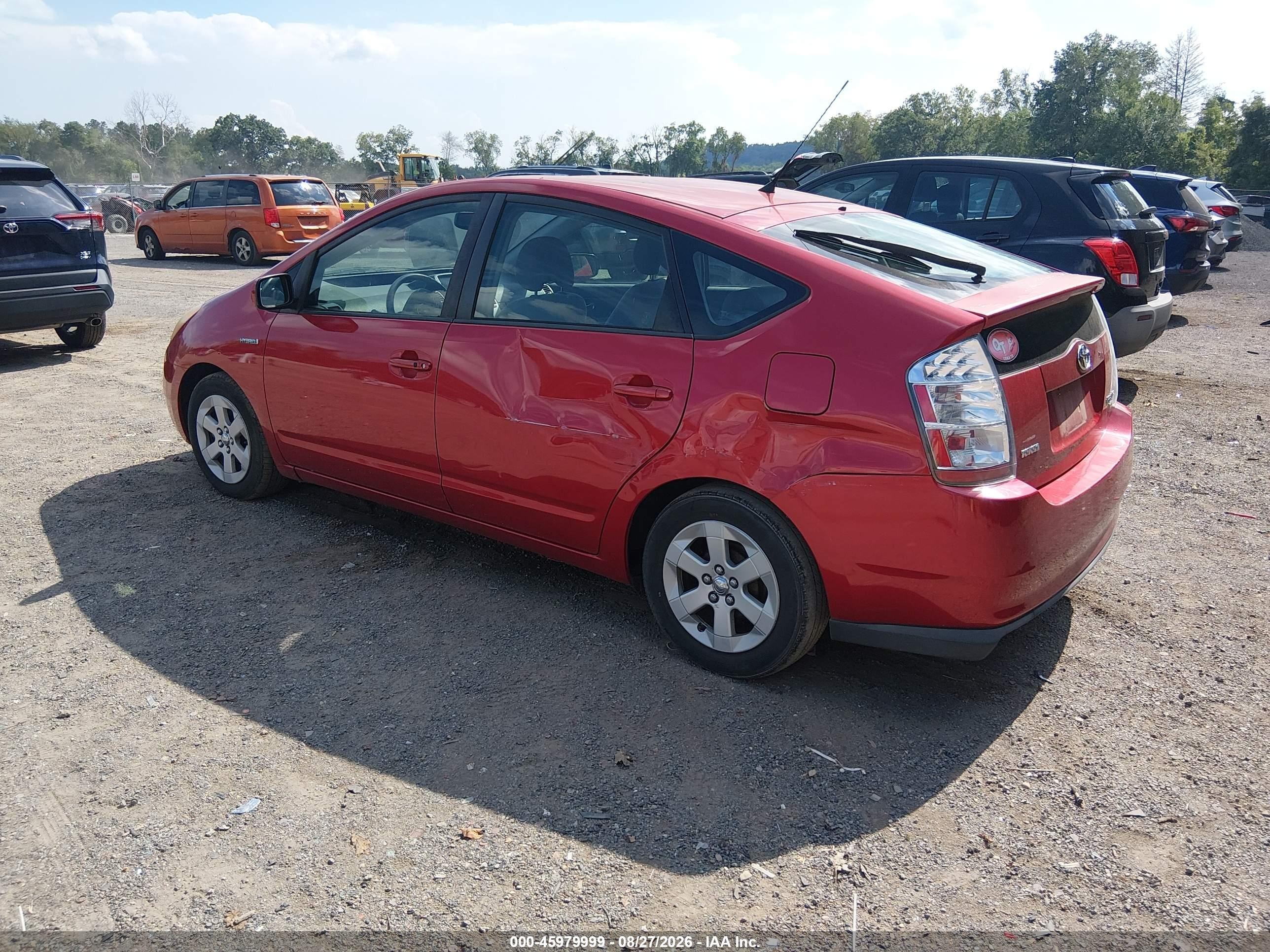 2007 Toyota Prius   Red vin: JTDKB20U677613579