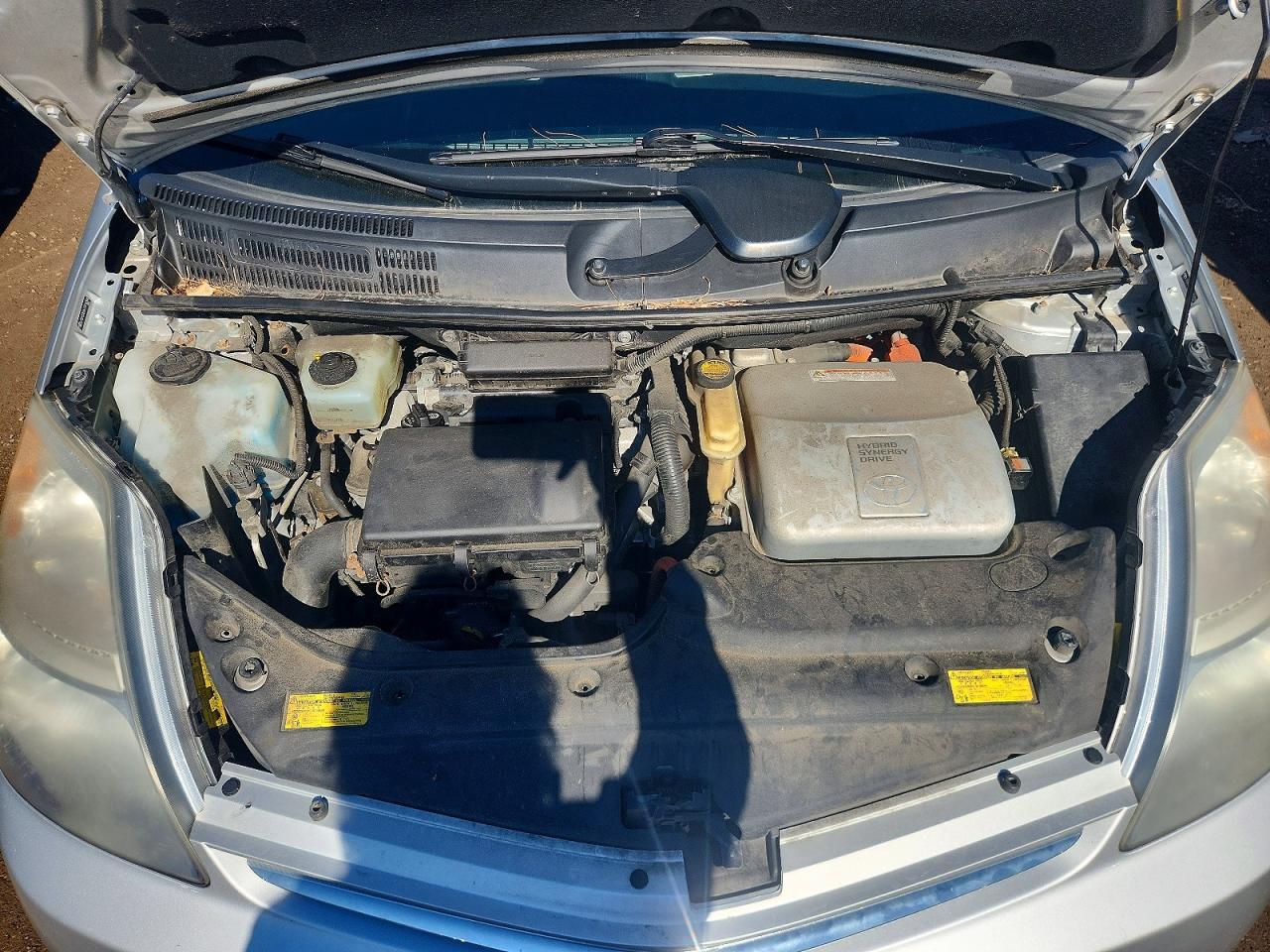 2007 Toyota Prius Base Серебряный vin: JTDKB20U677616384