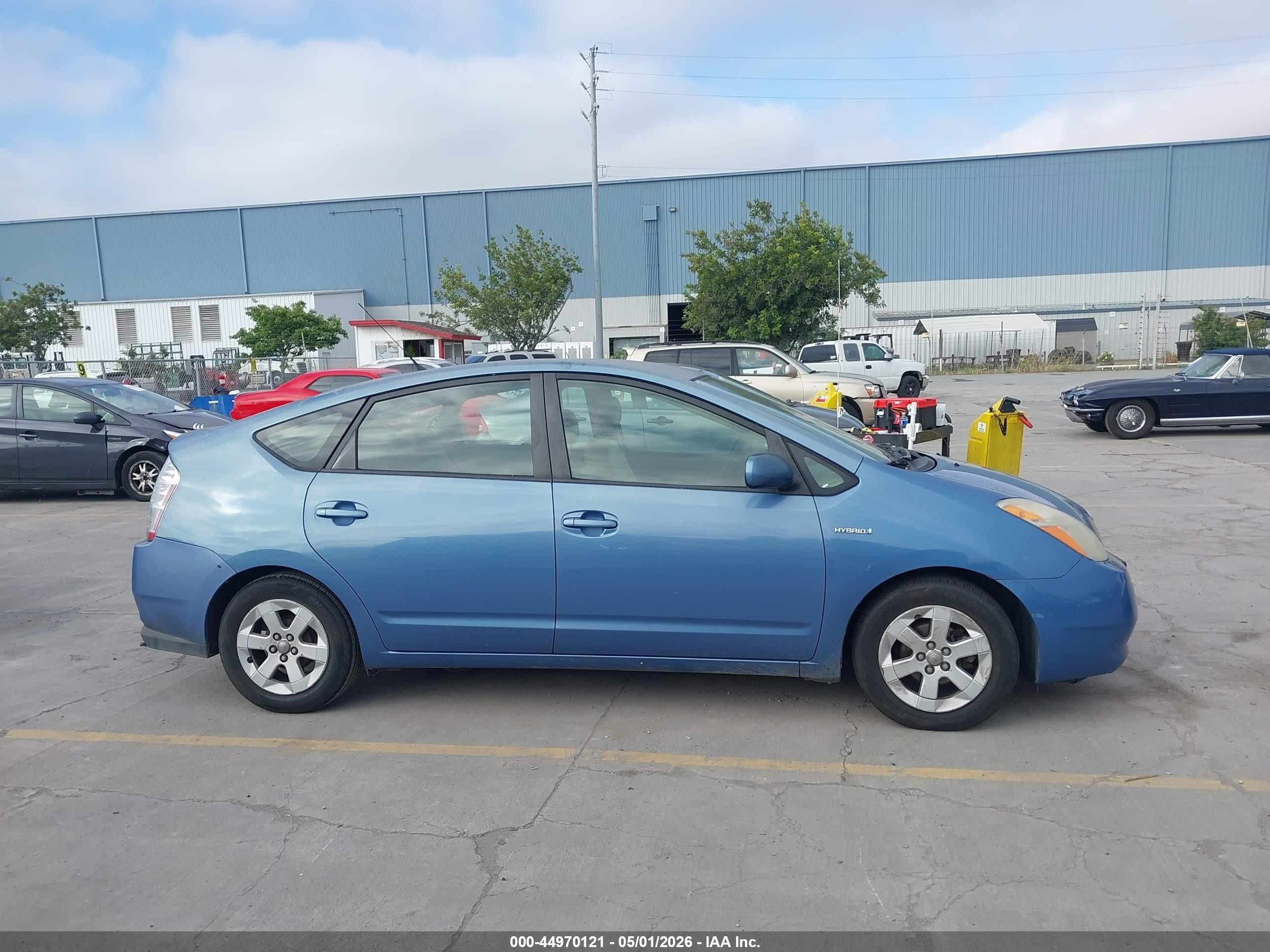 2007 Toyota Prius   Blue vin: JTDKB20U677617924
