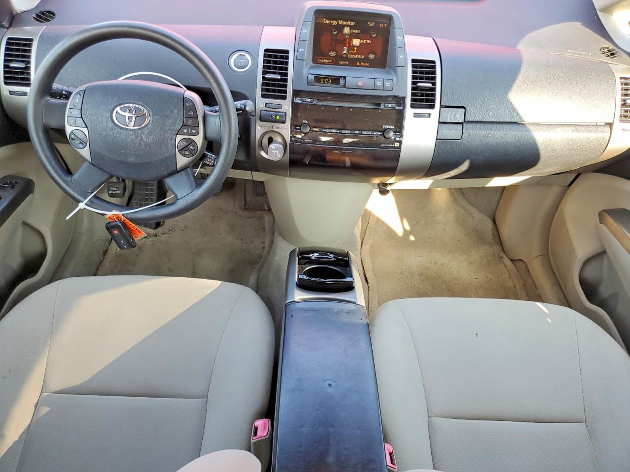 2007 Toyota Prius Touring Red vin: JTDKB20U677632990