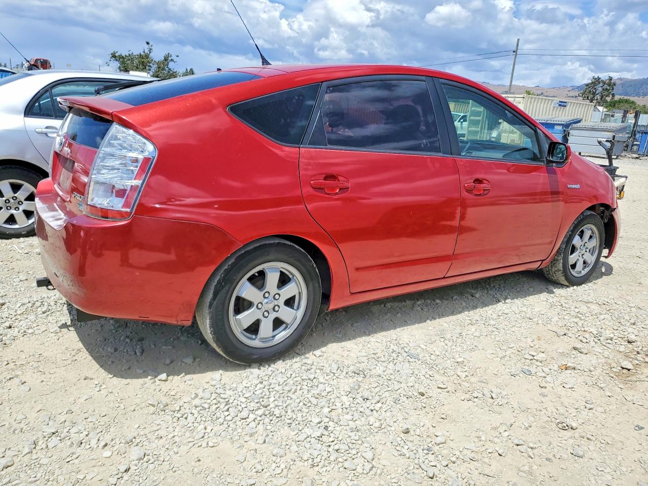 2007 Toyota Prius Base Red vin: JTDKB20U677668520