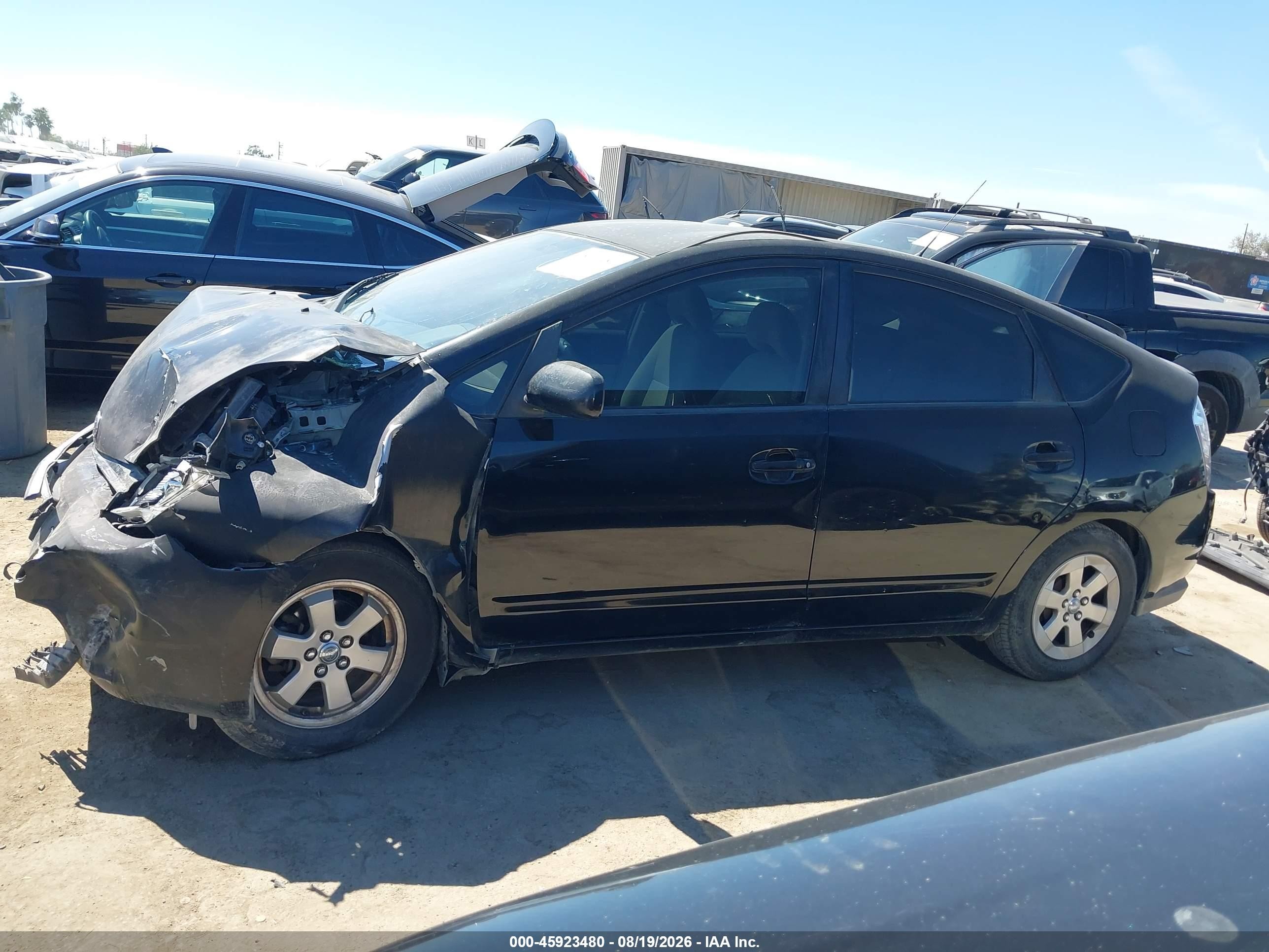 2007 Toyota Prius   Черный vin: JTDKB20U677673619