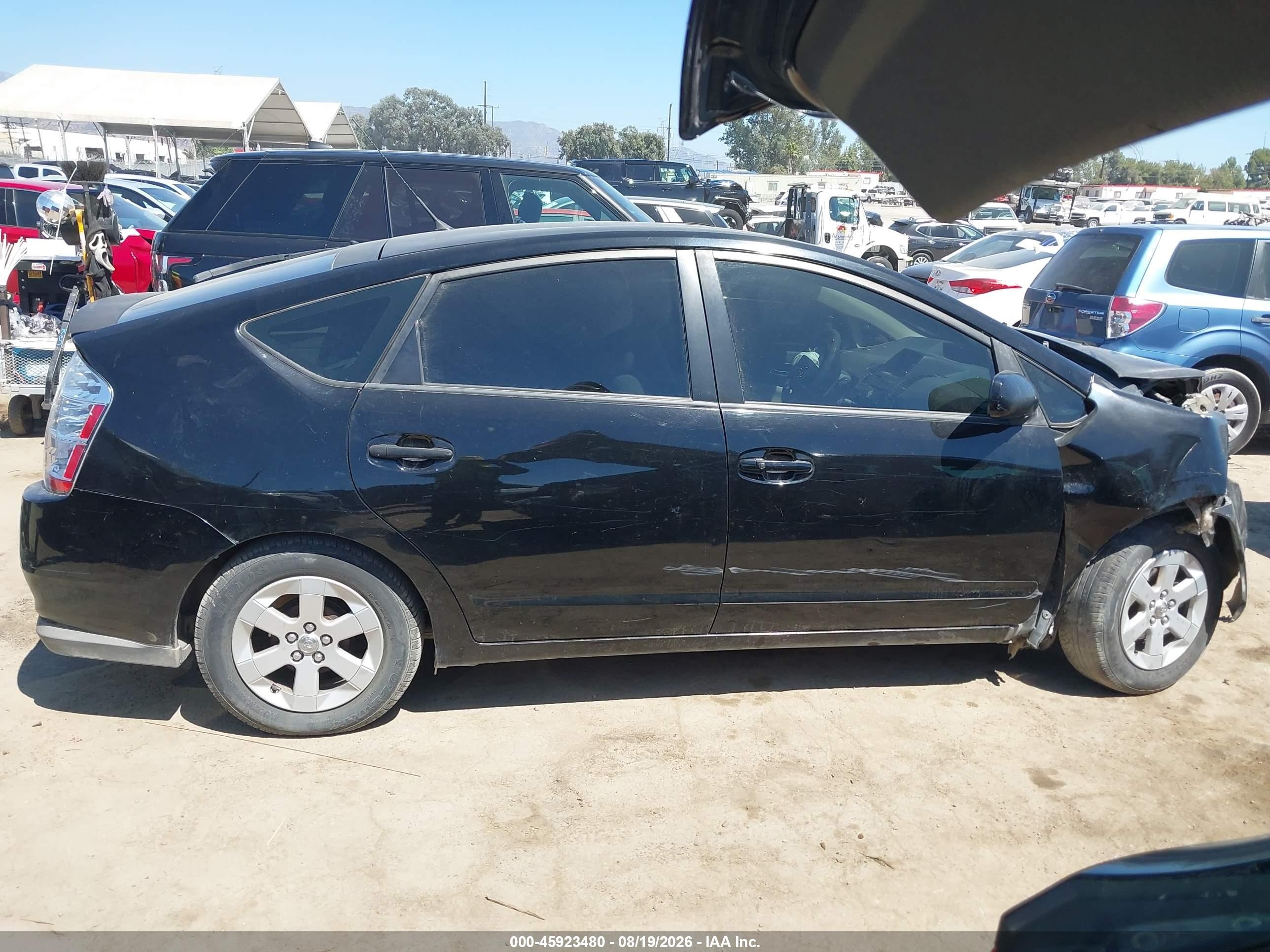 2007 Toyota Prius   Черный vin: JTDKB20U677673619
