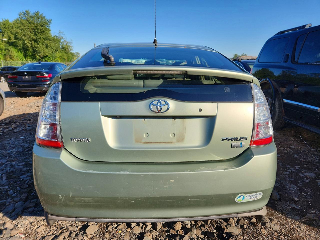 2007 Toyota Prius Base Green vin: JTDKB20U677674124