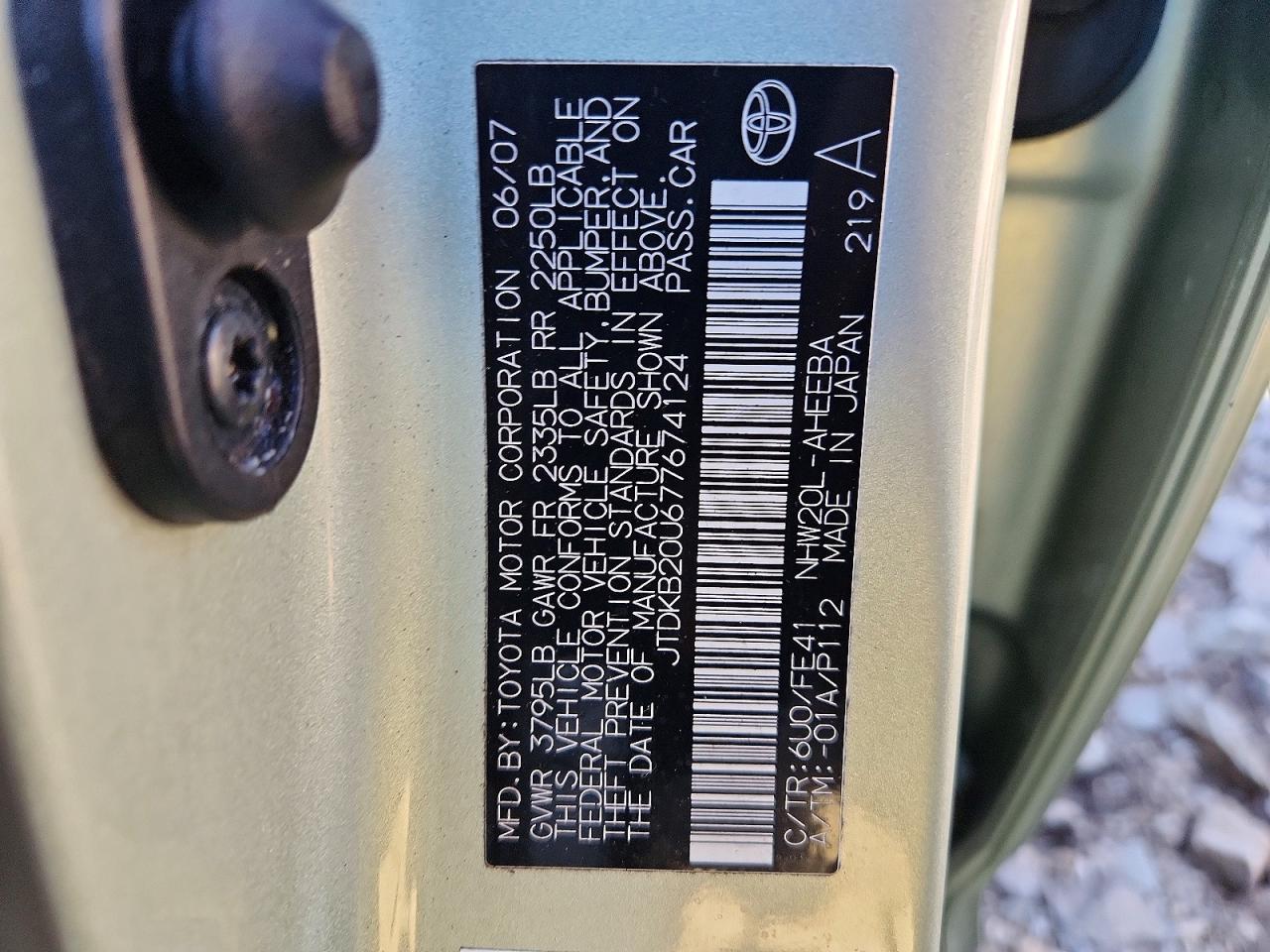 2007 Toyota Prius Base Green vin: JTDKB20U677674124