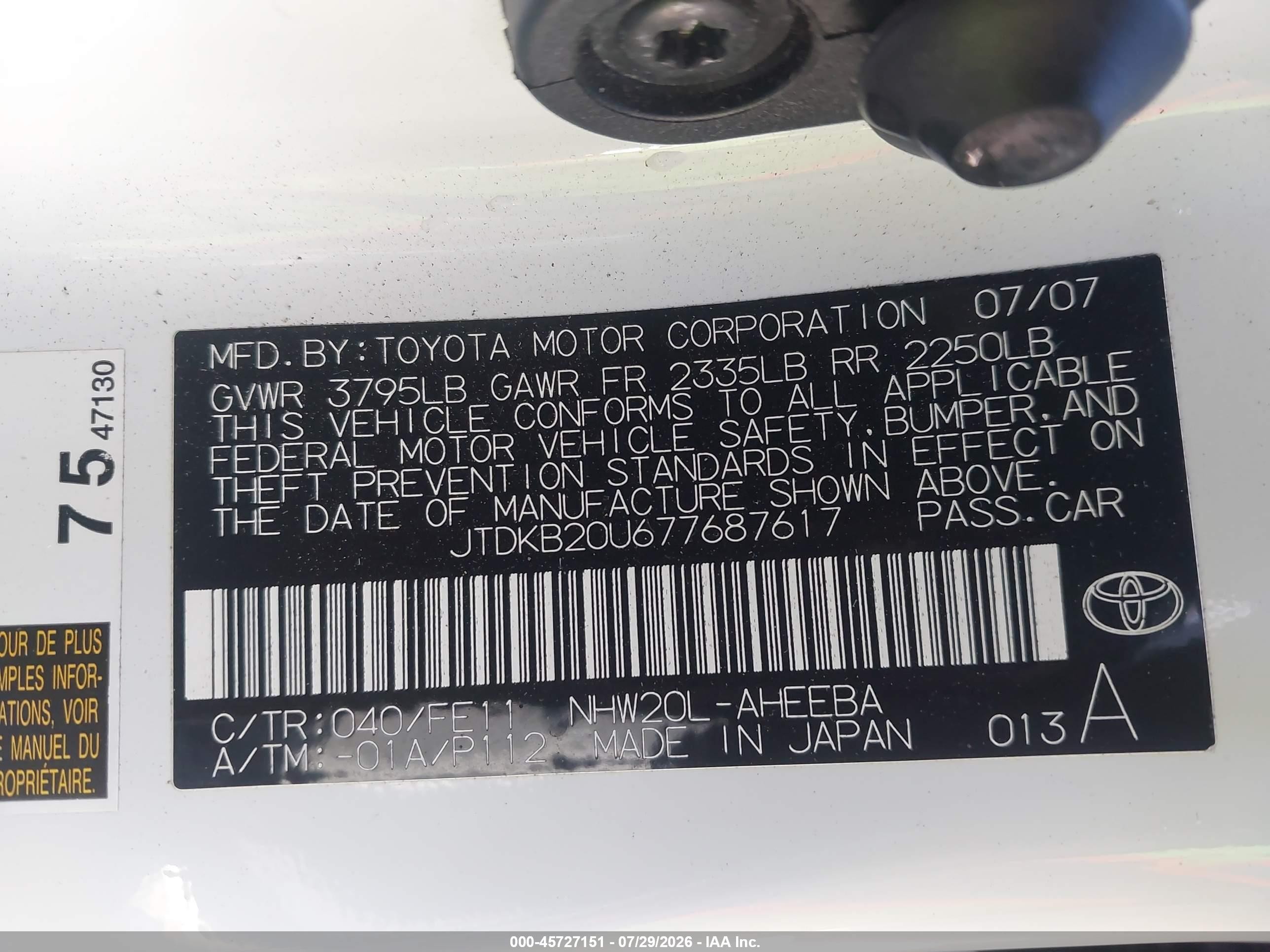 2007 Toyota Prius   White vin: JTDKB20U677687617