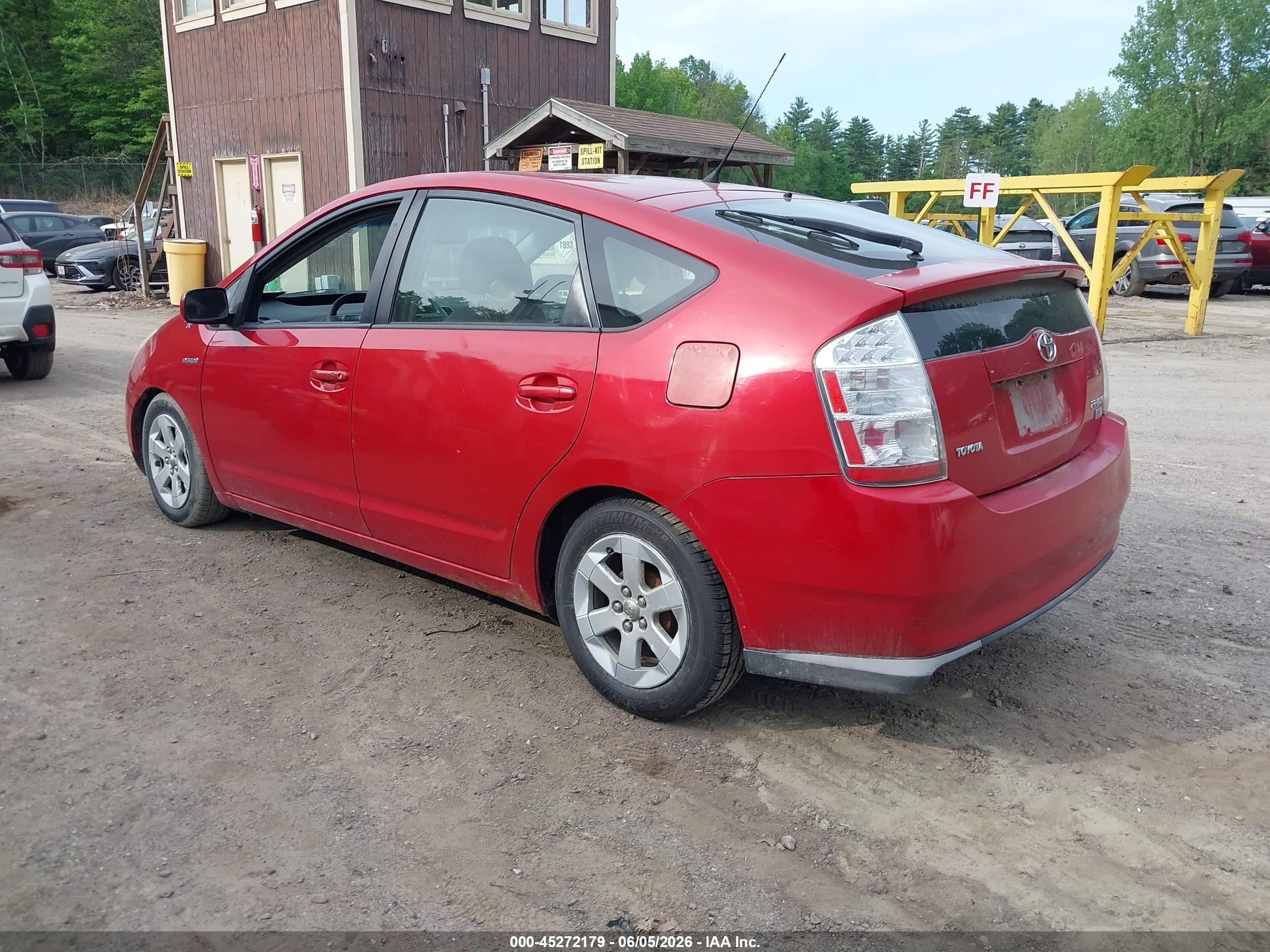 2008 Toyota Prius   Red vin: JTDKB20U683297500